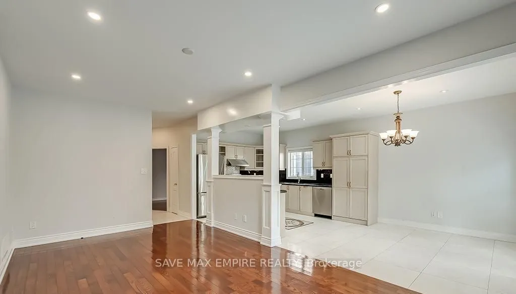 2596 North Ridge Trail