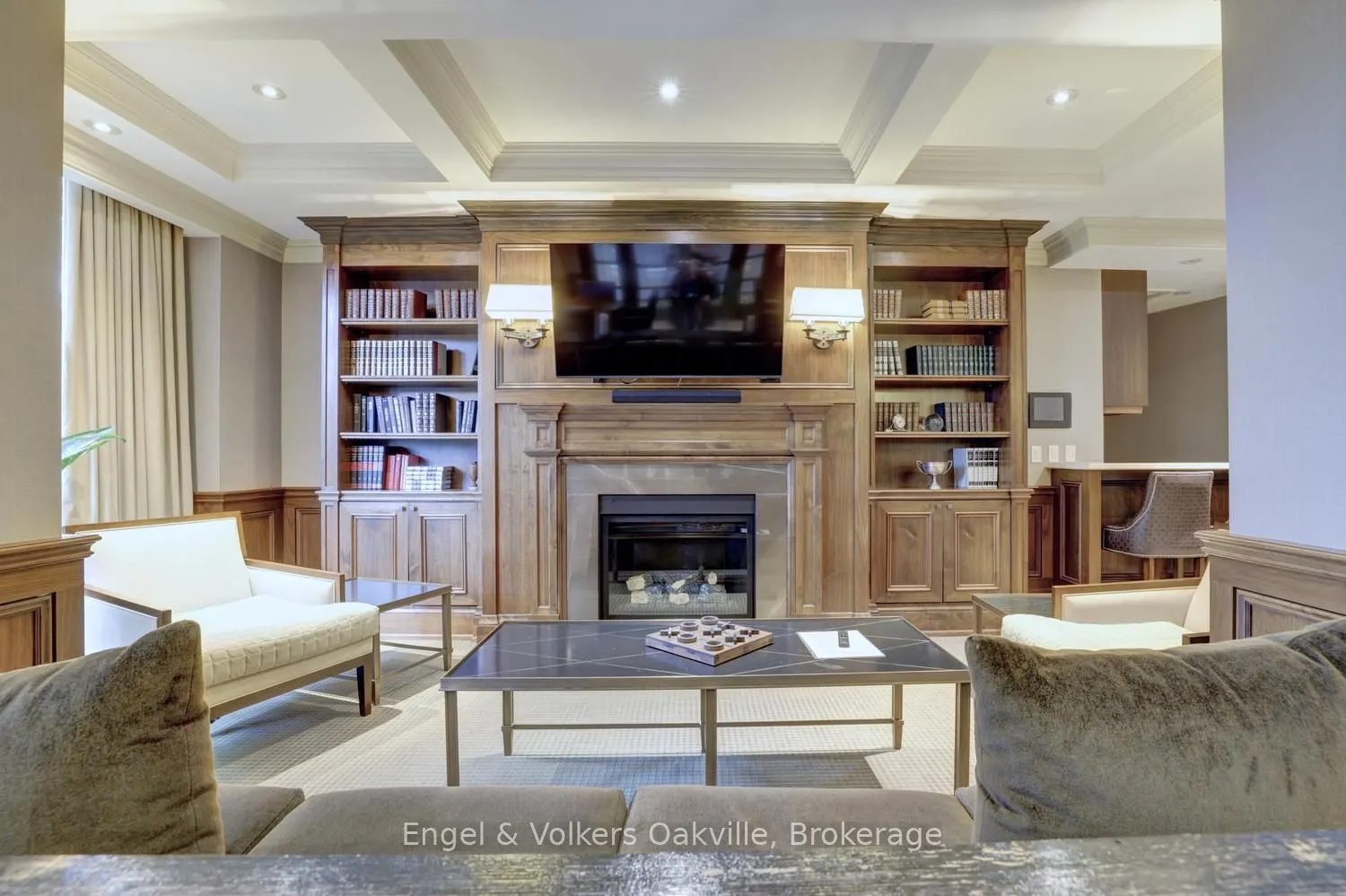 111 Forsythe Street #305