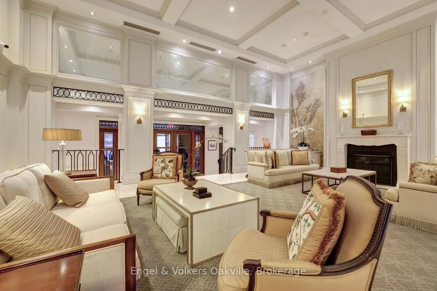 111 Forsythe Street #305