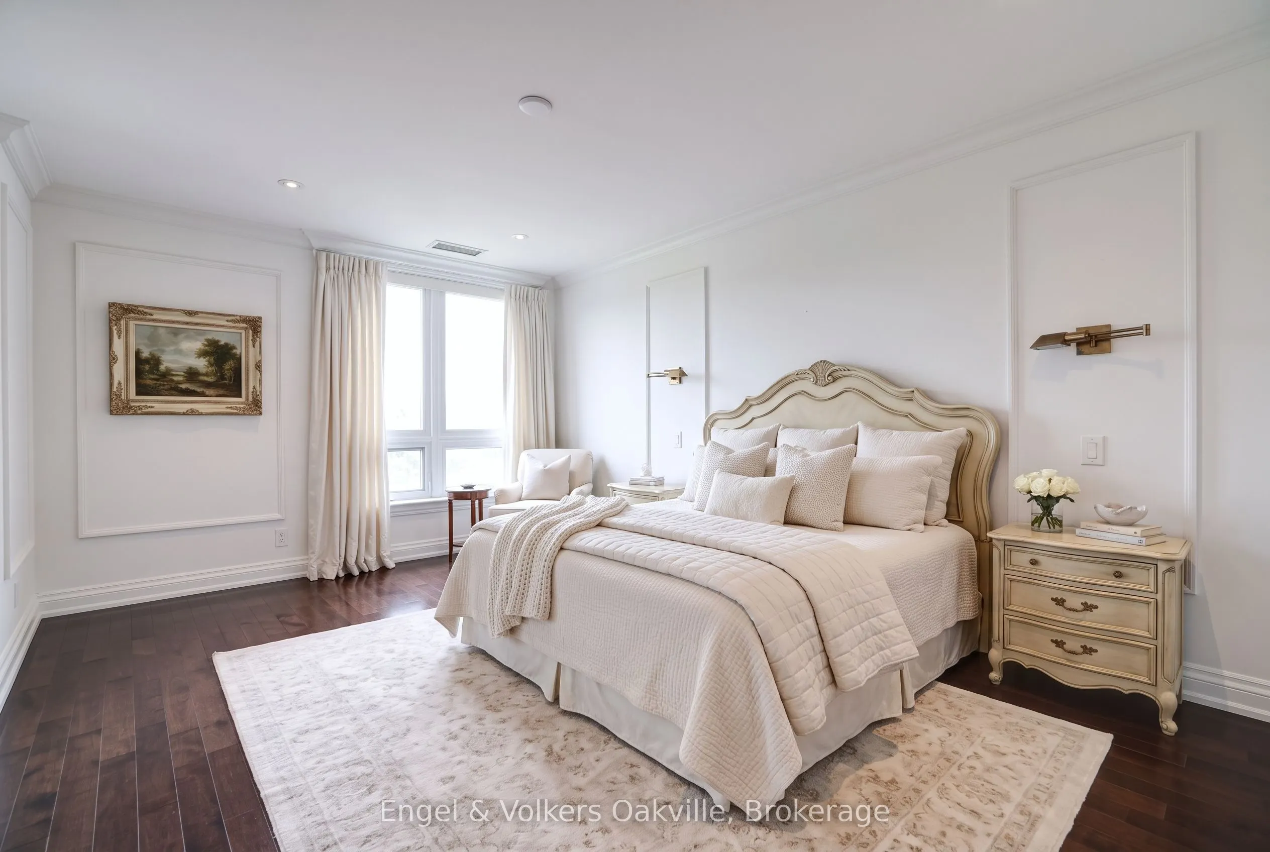 111 Forsythe Street #305