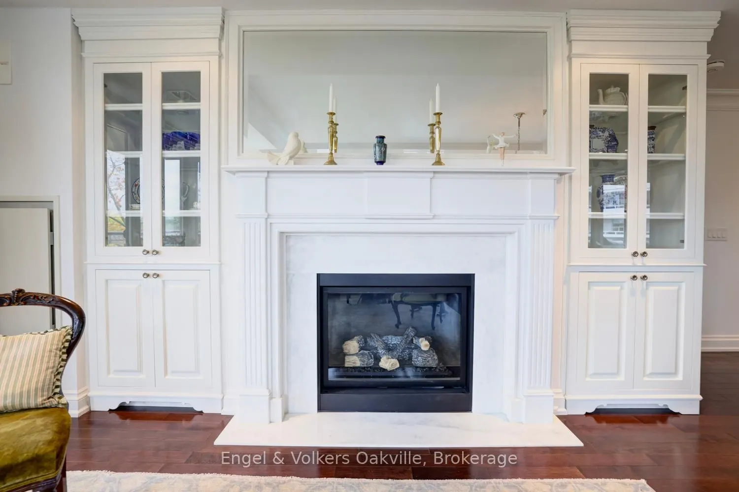111 Forsythe Street #305