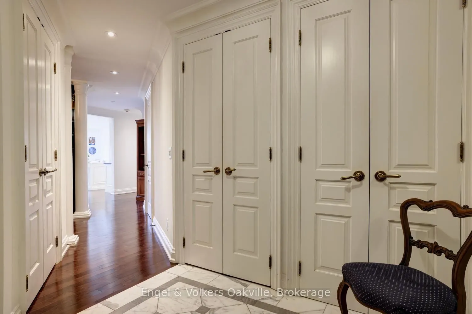 111 Forsythe Street #305