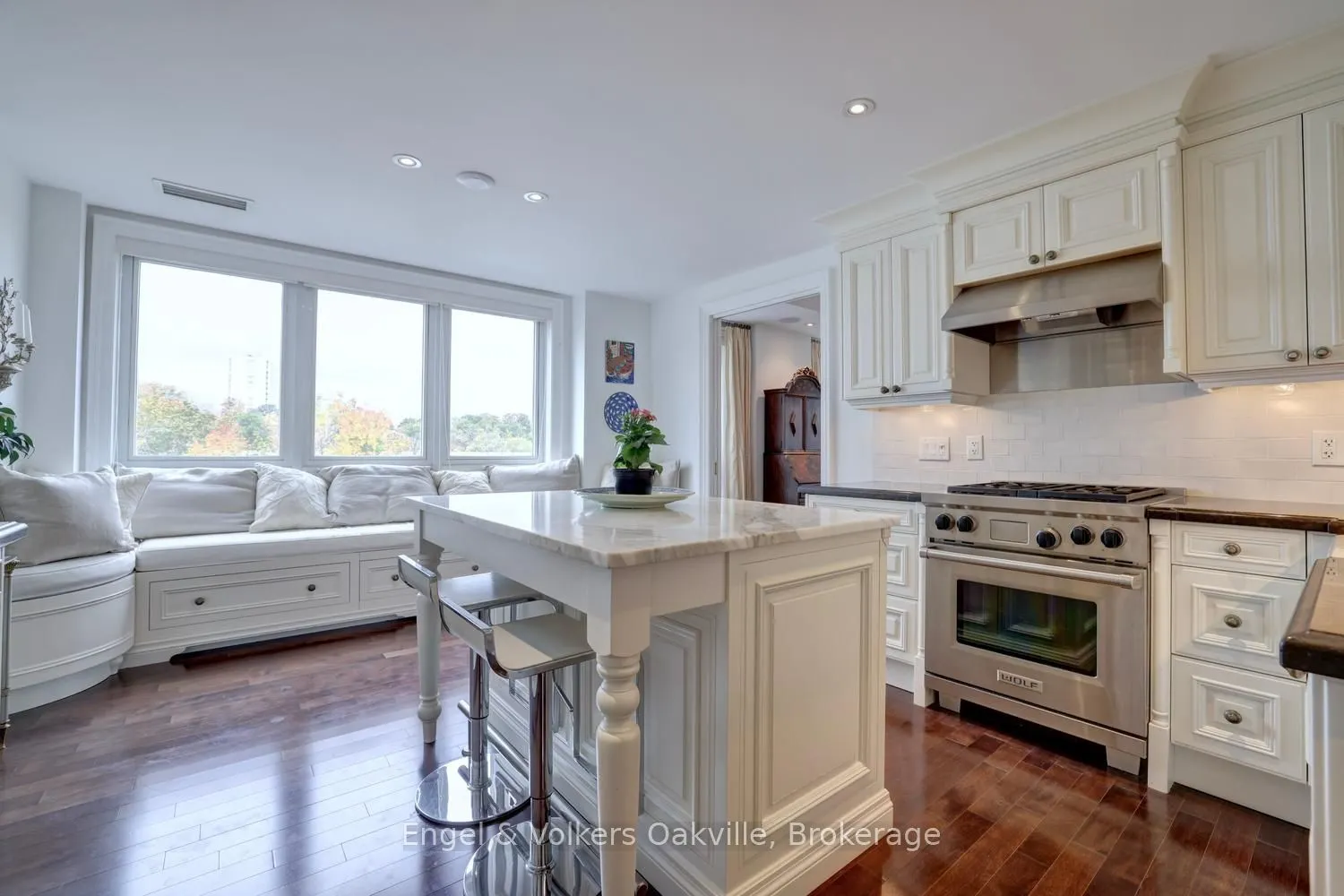 111 Forsythe Street #305