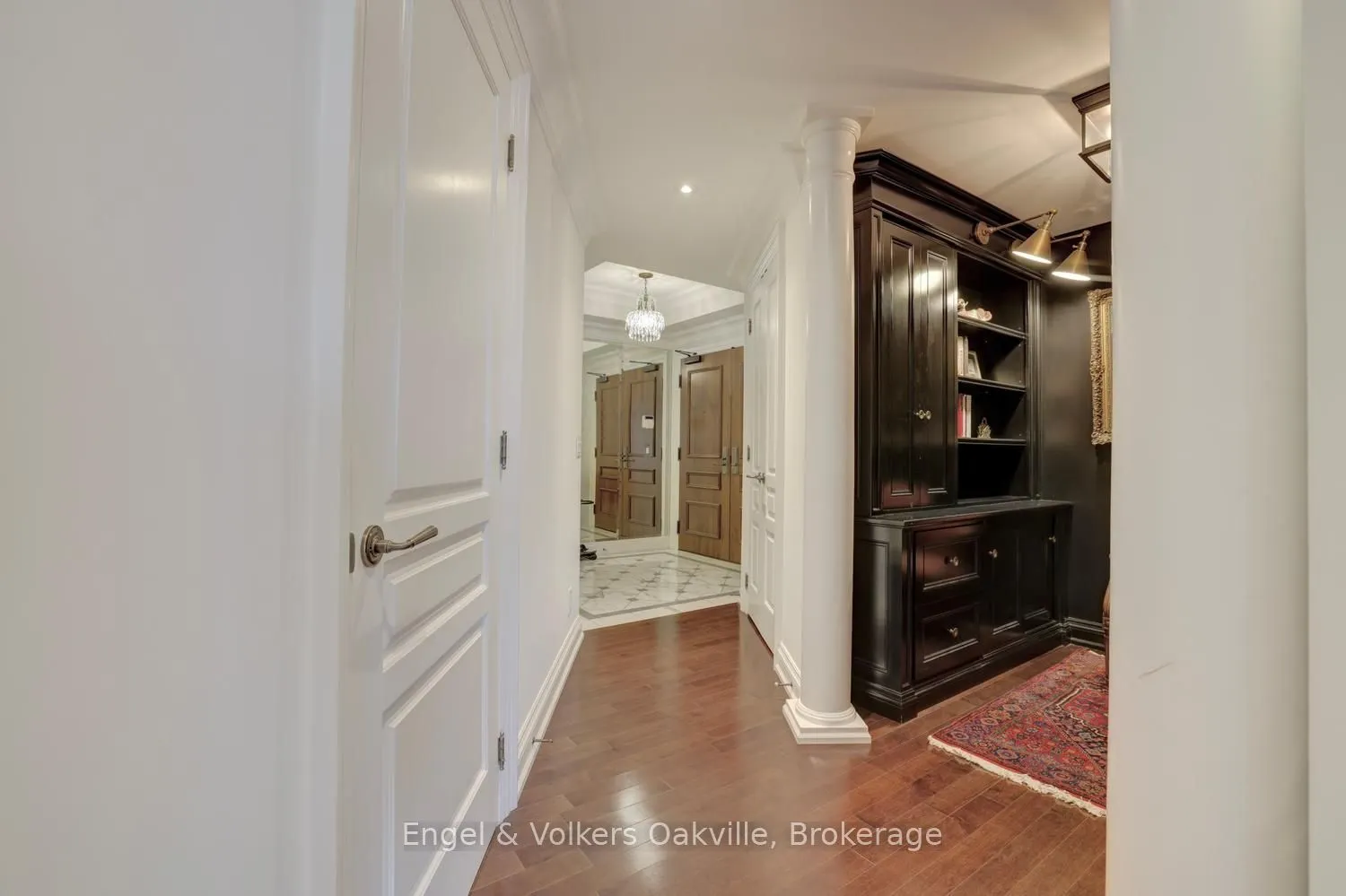 111 Forsythe Street #305
