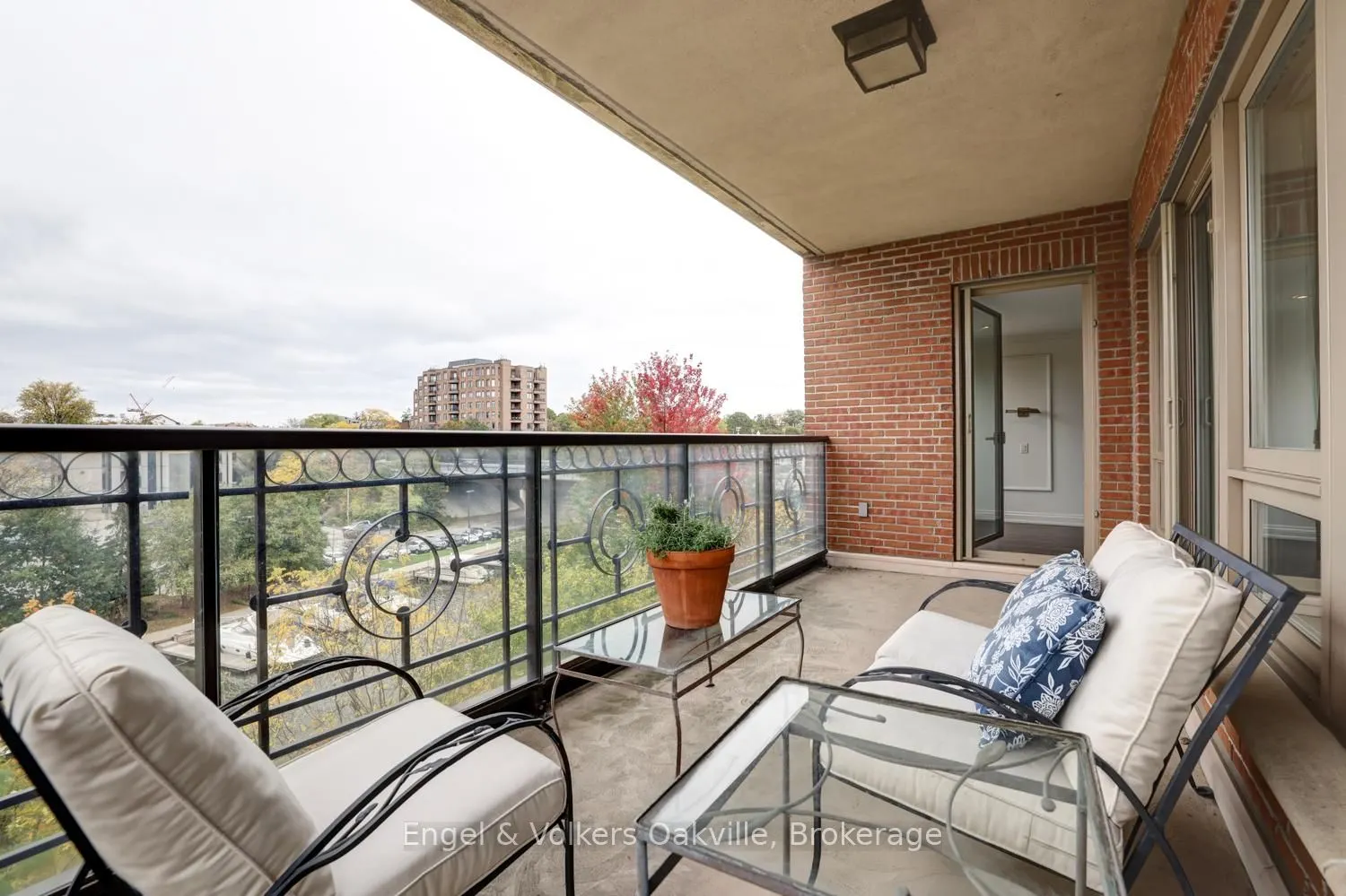 111 Forsythe Street #305