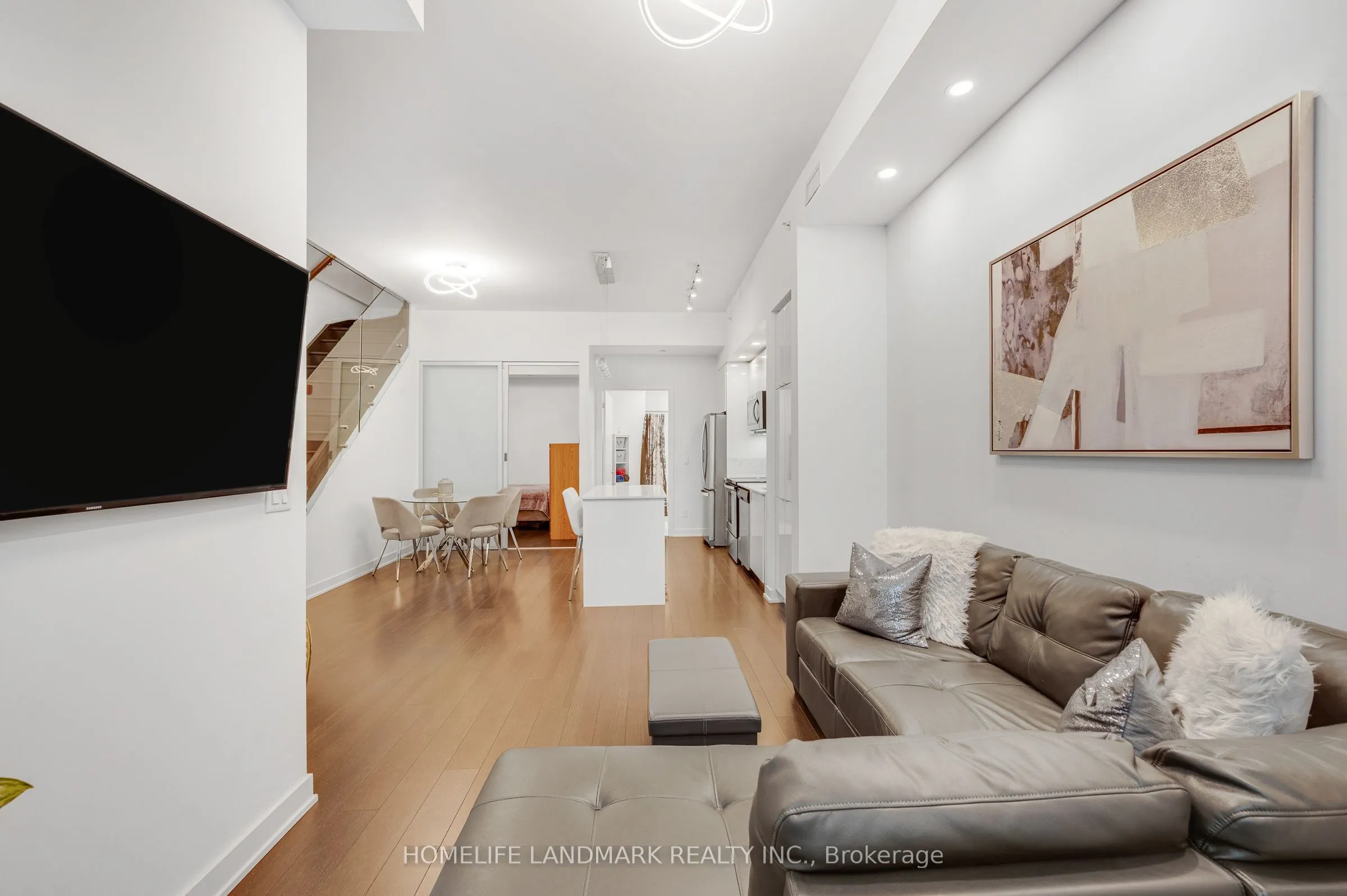 5240 Dundas Street #B213