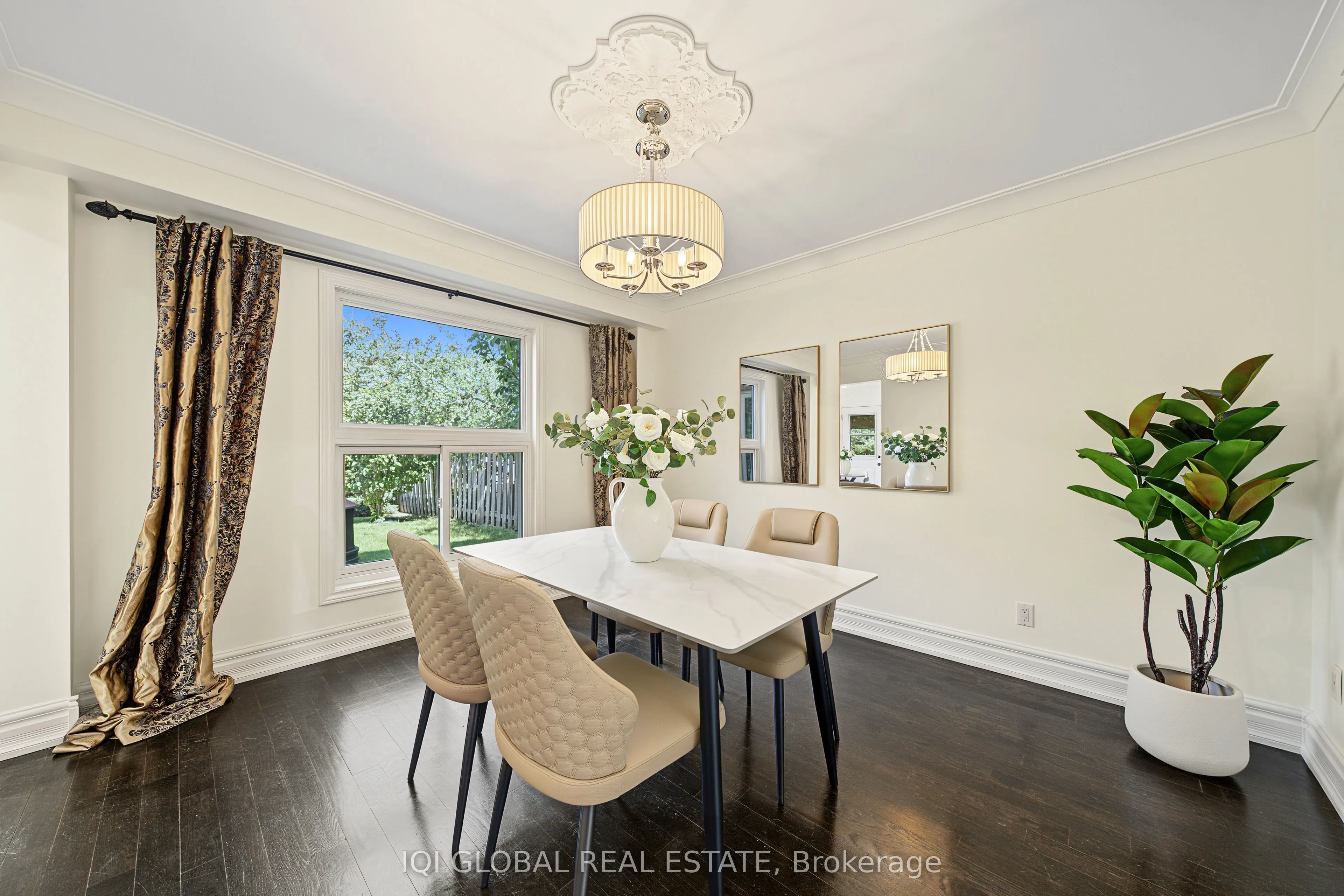 1497 Greenbriar Drive
