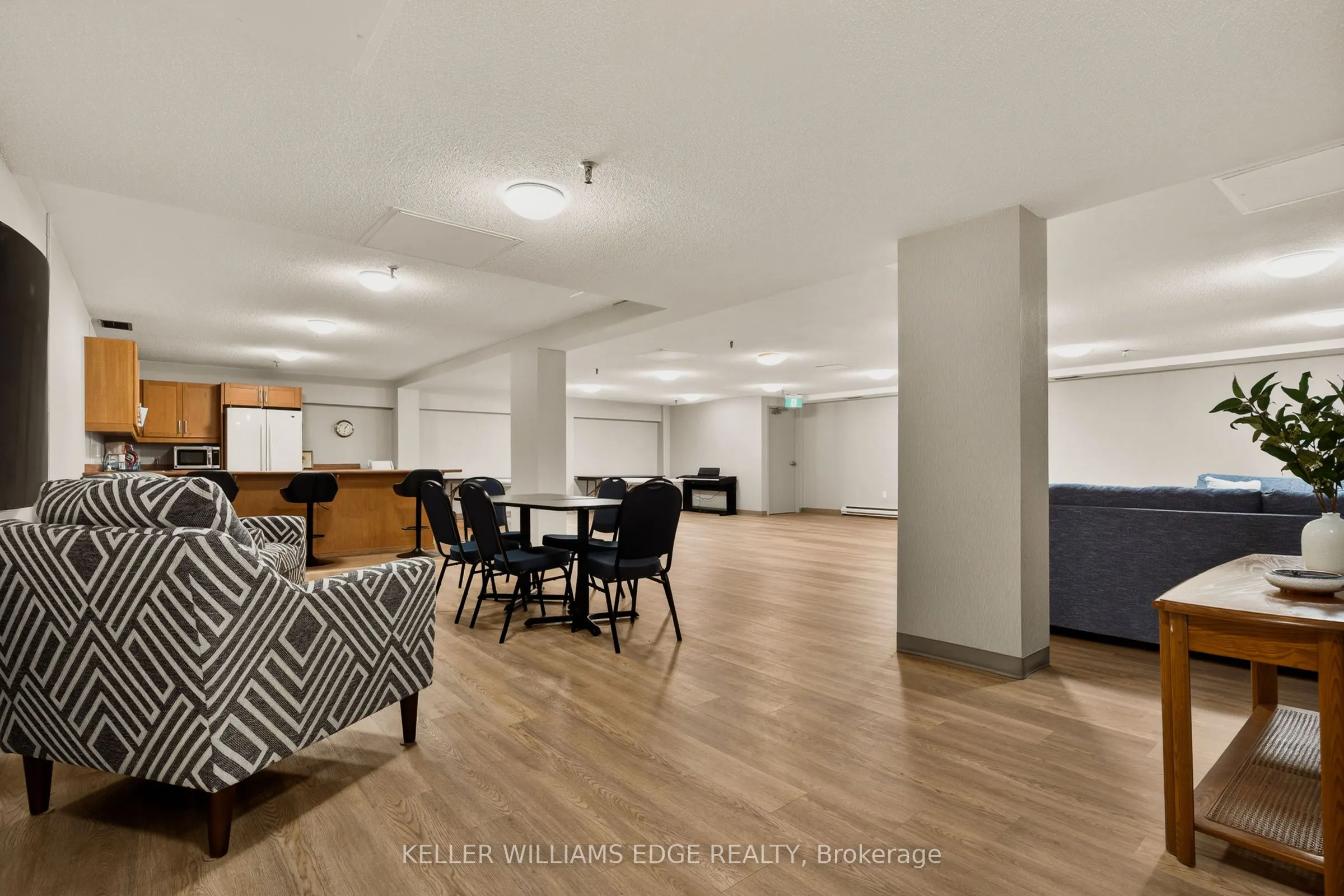 1225 North Shore Boulevard E #510