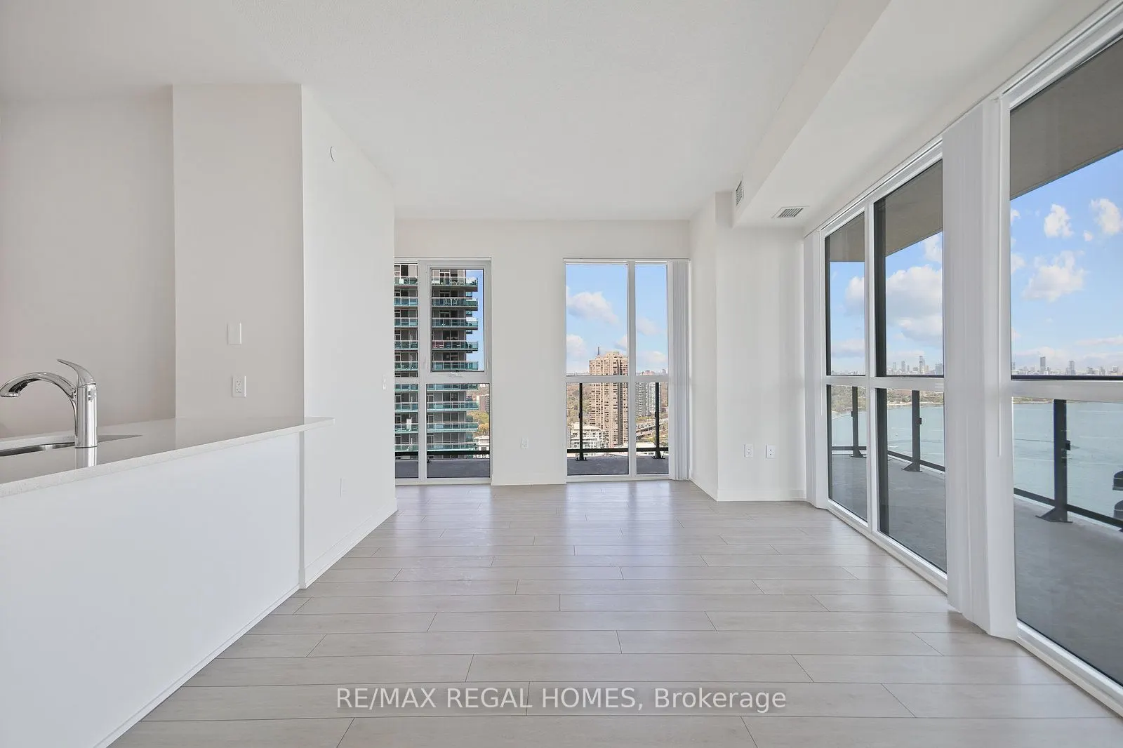 38 Annie Craig Drive #3602