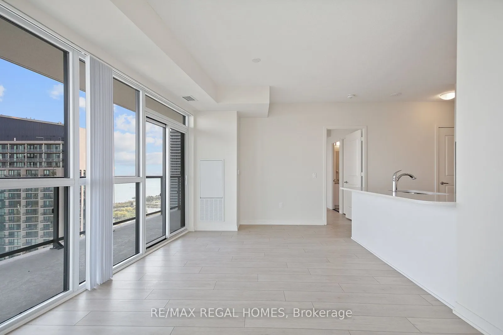 38 Annie Craig Drive #3602