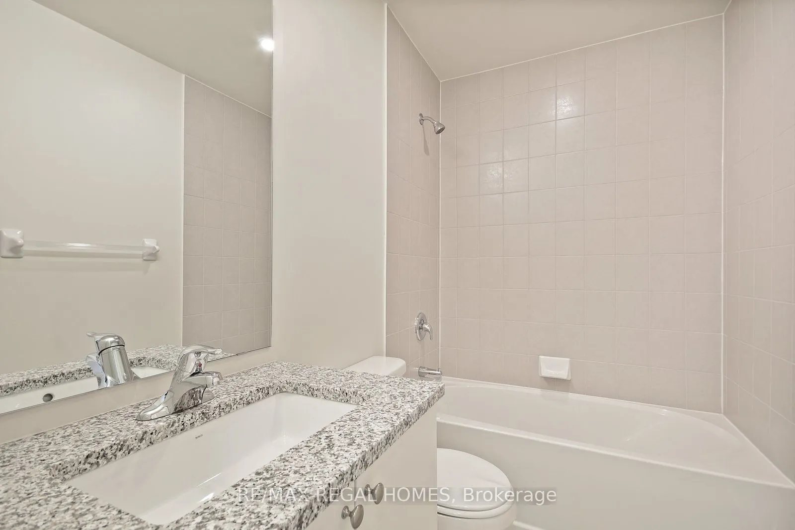 38 Annie Craig Drive #3602