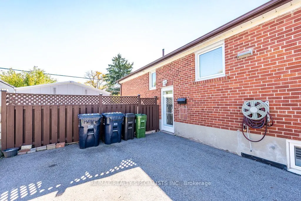79 Clearbrooke Circle #MAIN