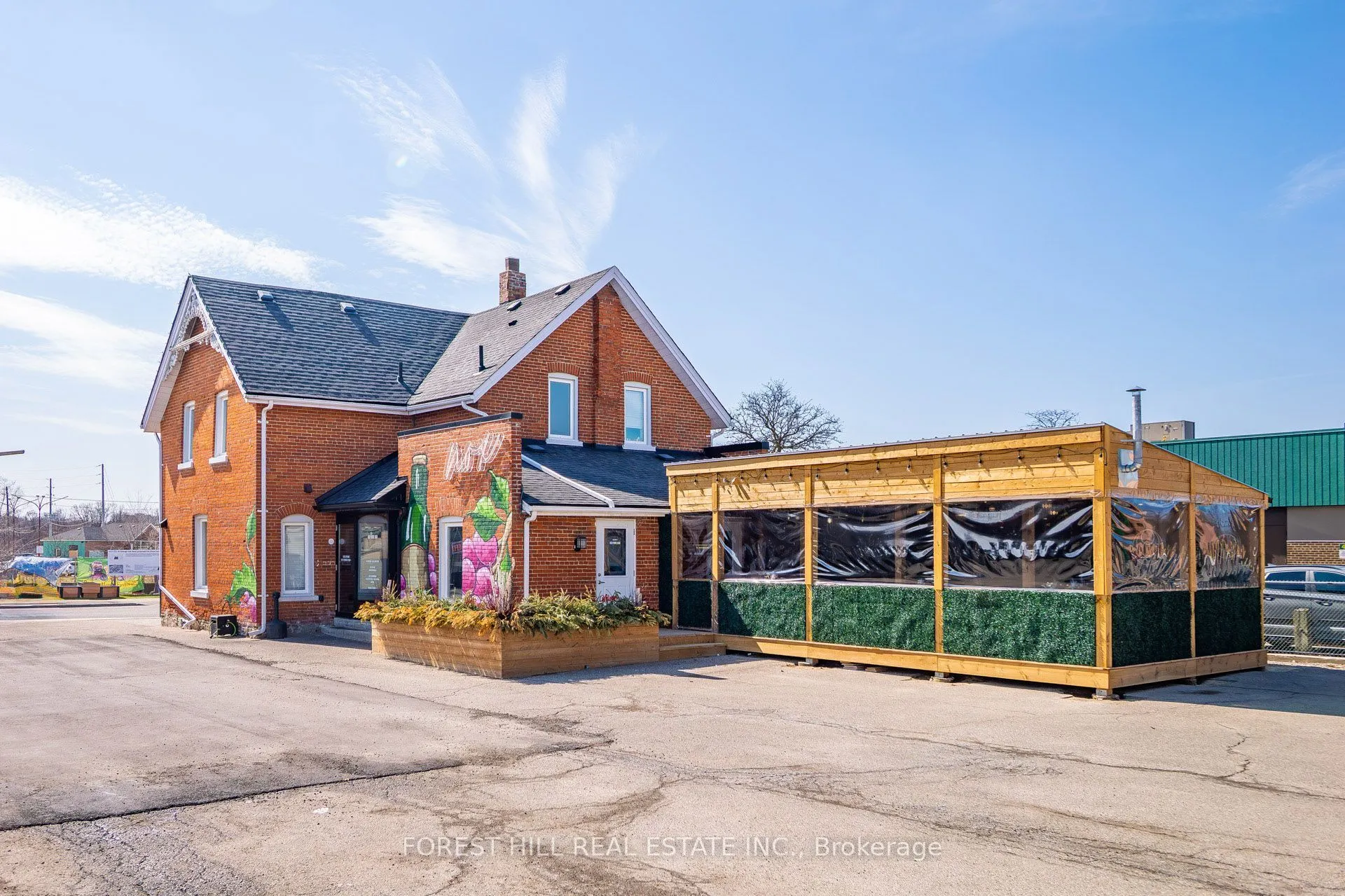 151 Queen Street S #200