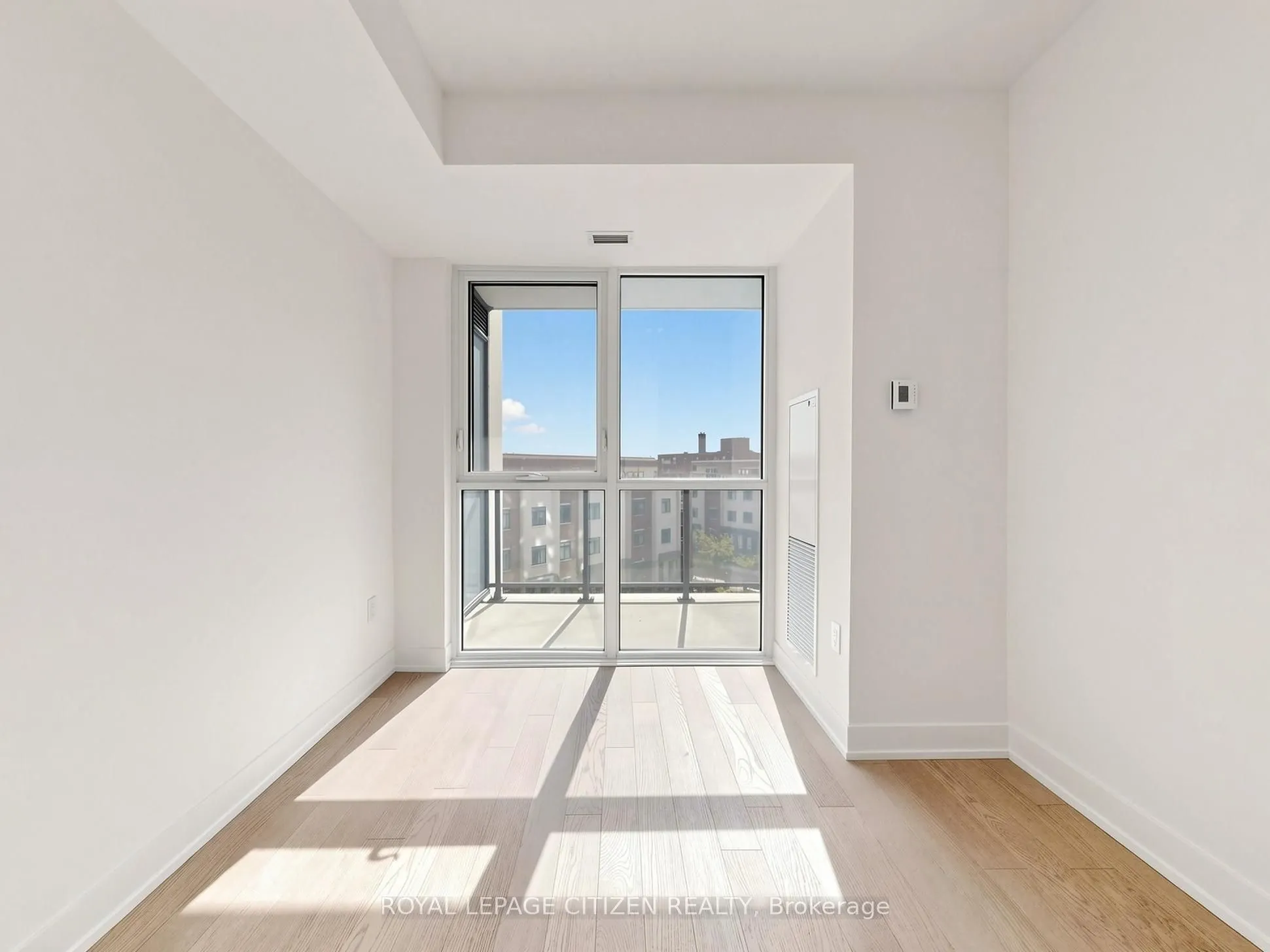 1063 Douglas McCurdy Common #412