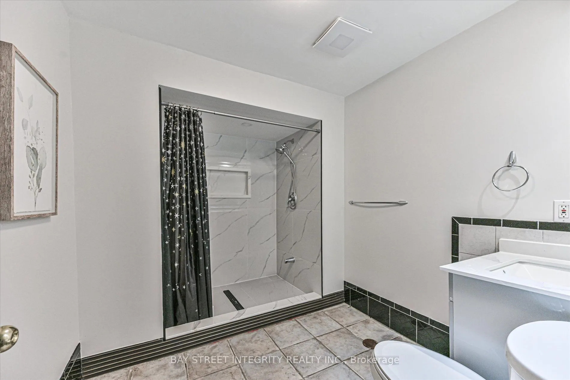 1225 Winterbourne Drive
