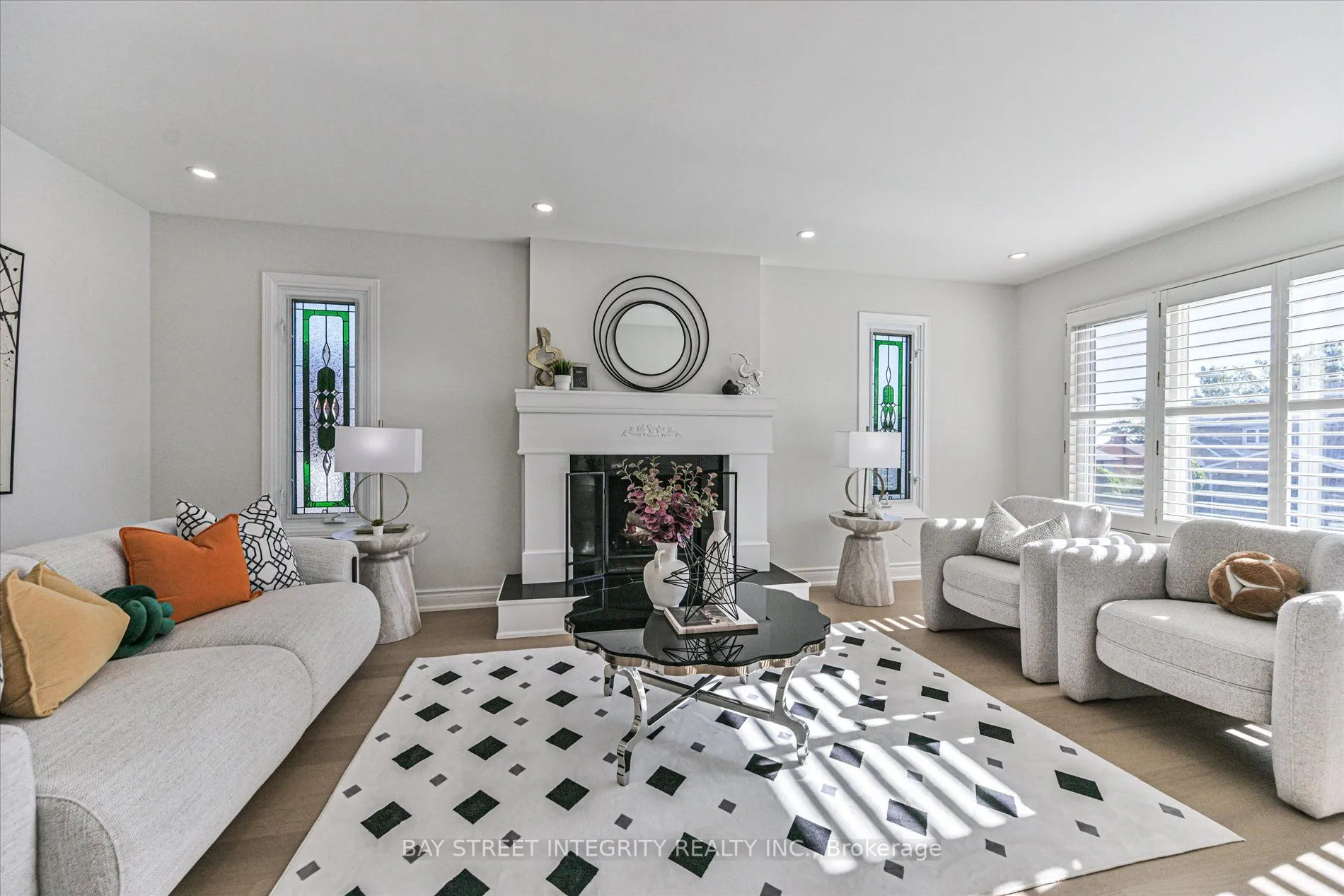 1225 Winterbourne Drive