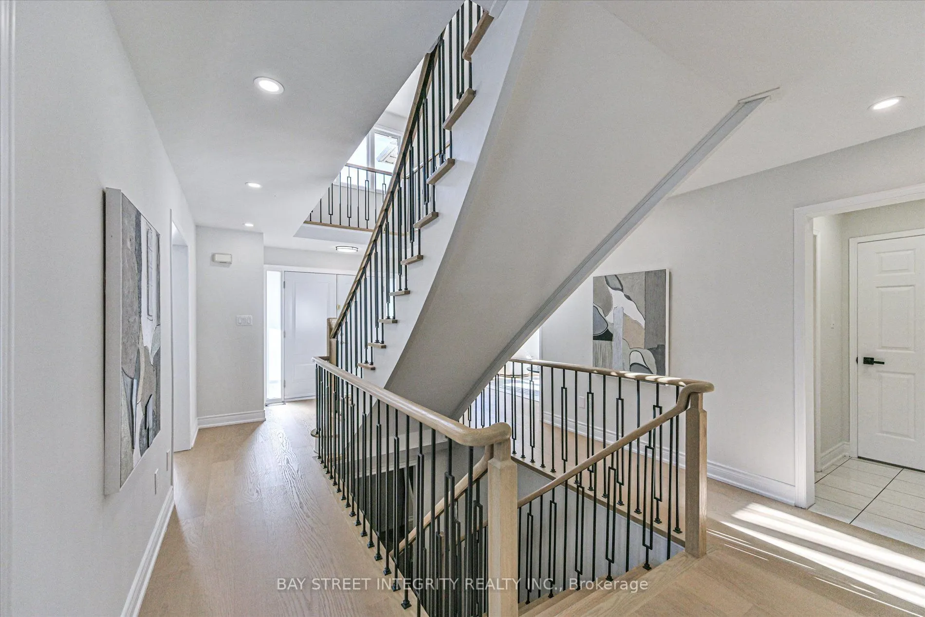 1225 Winterbourne Drive