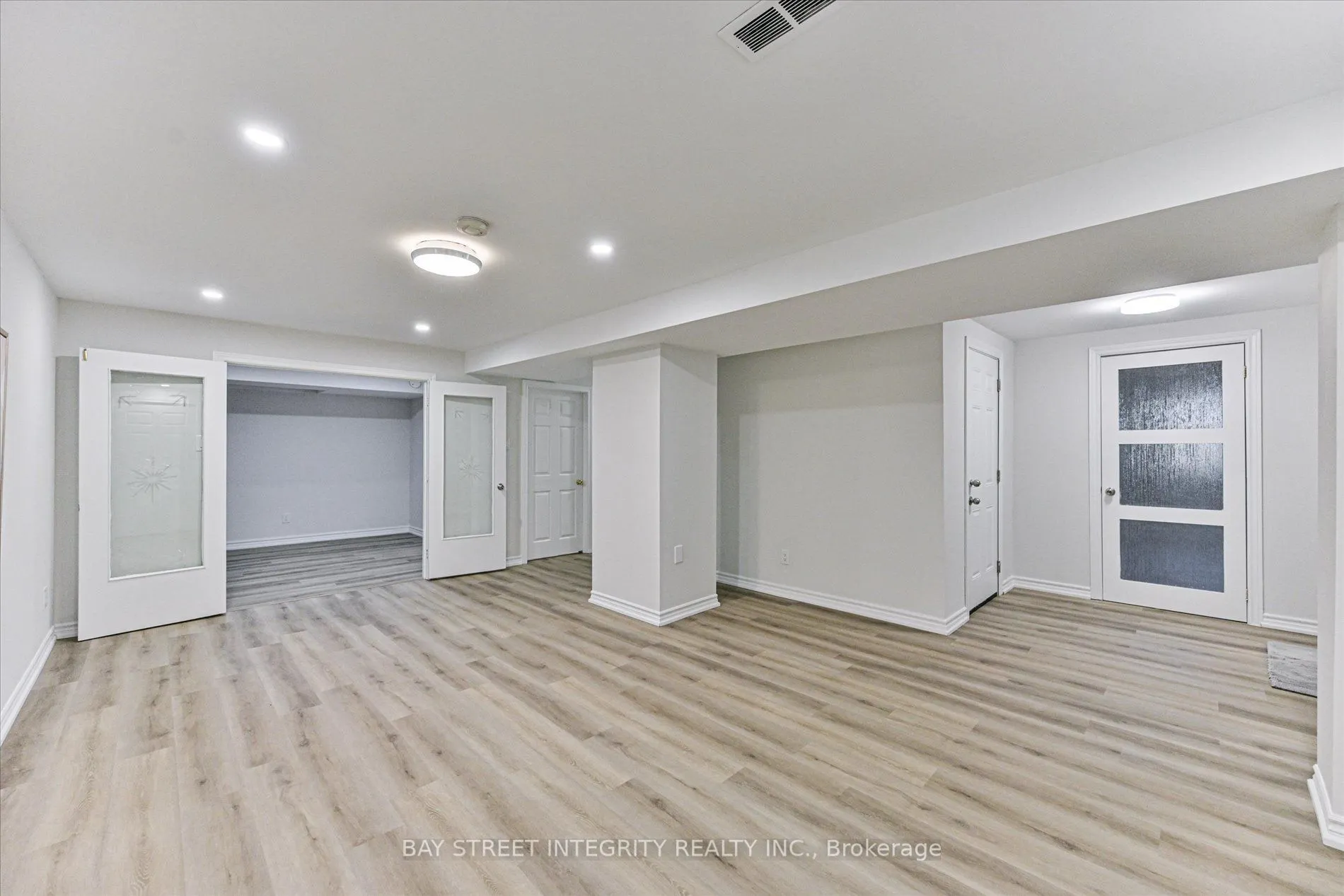 1225 Winterbourne Drive