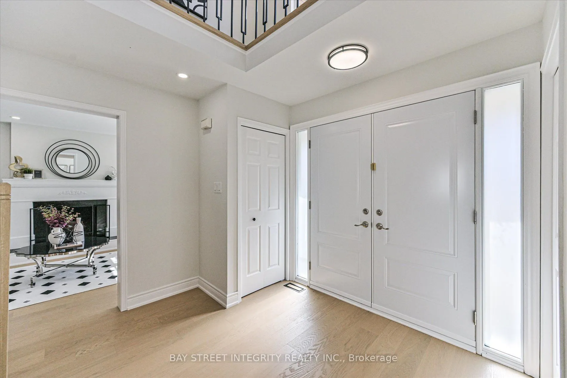 1225 Winterbourne Drive