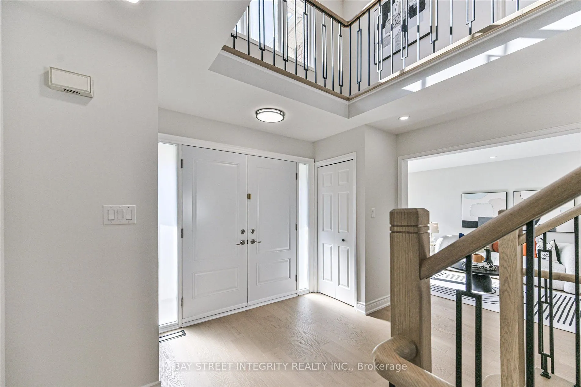 1225 Winterbourne Drive