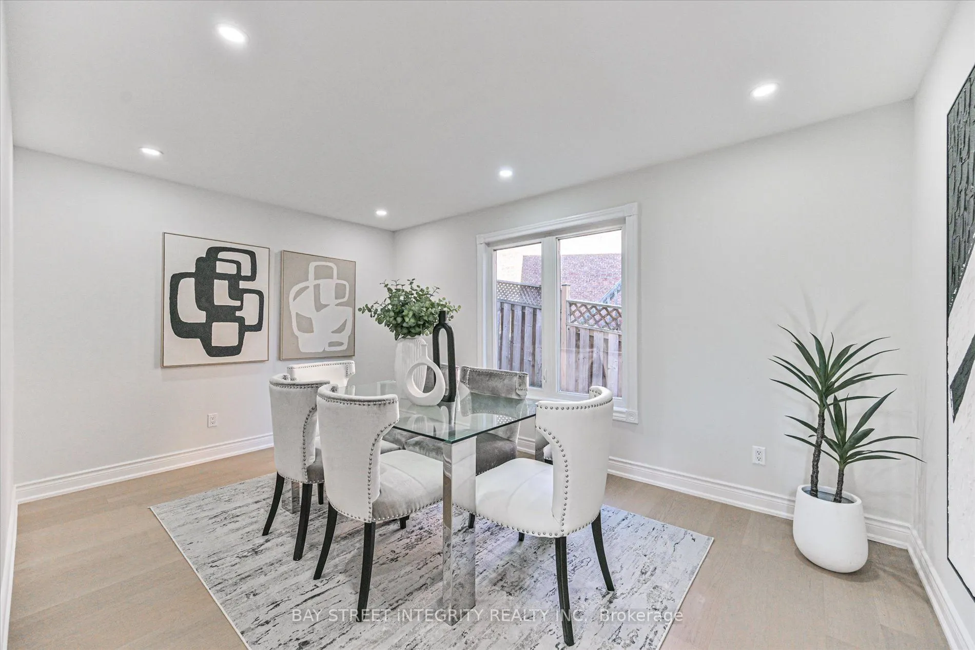 1225 Winterbourne Drive