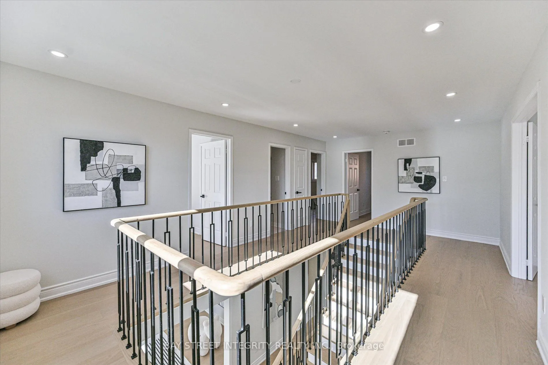1225 Winterbourne Drive