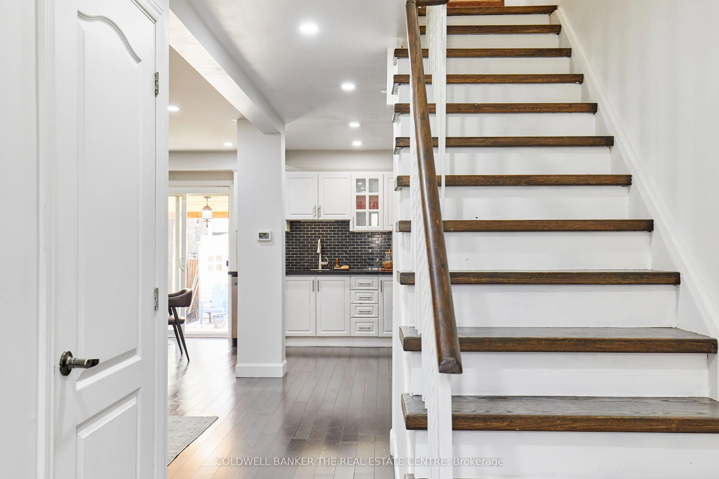 4146 Quaker Hill Drive
