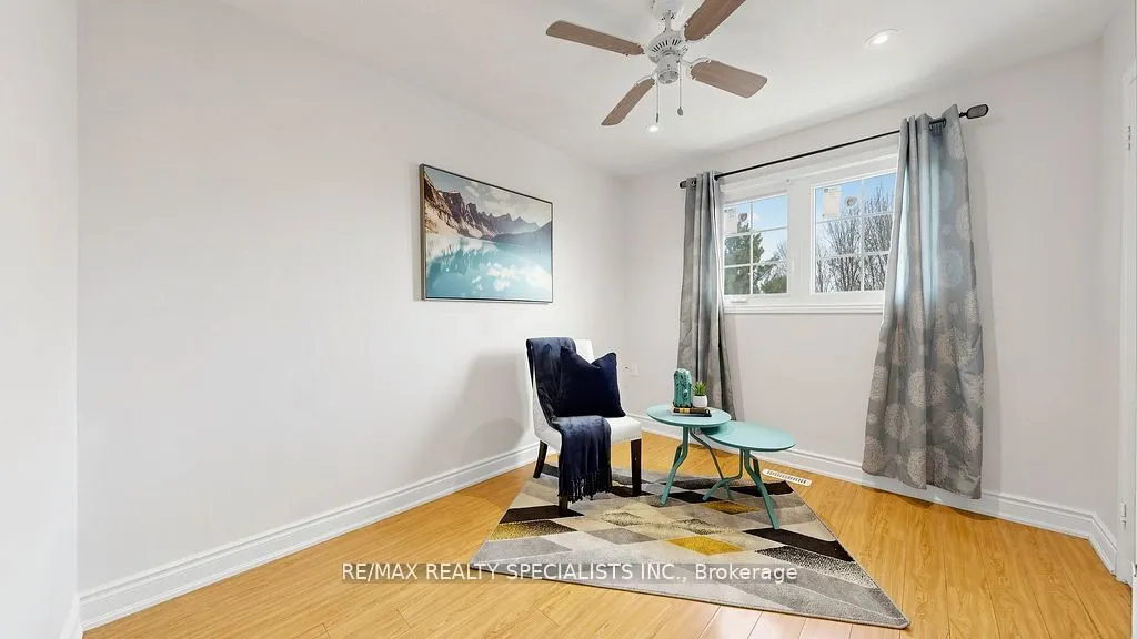 59 Sunforest Drive