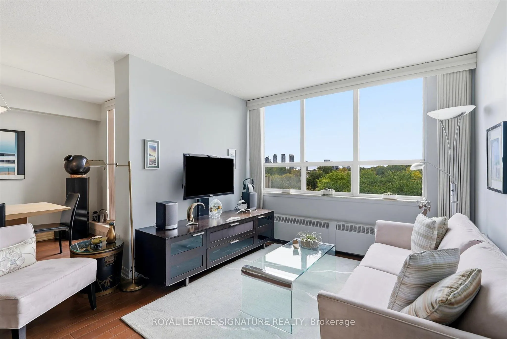 35 Ormskirk Avenue #419