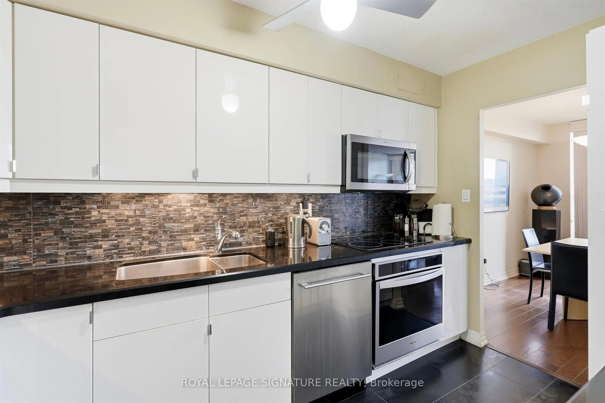 35 Ormskirk Avenue #419