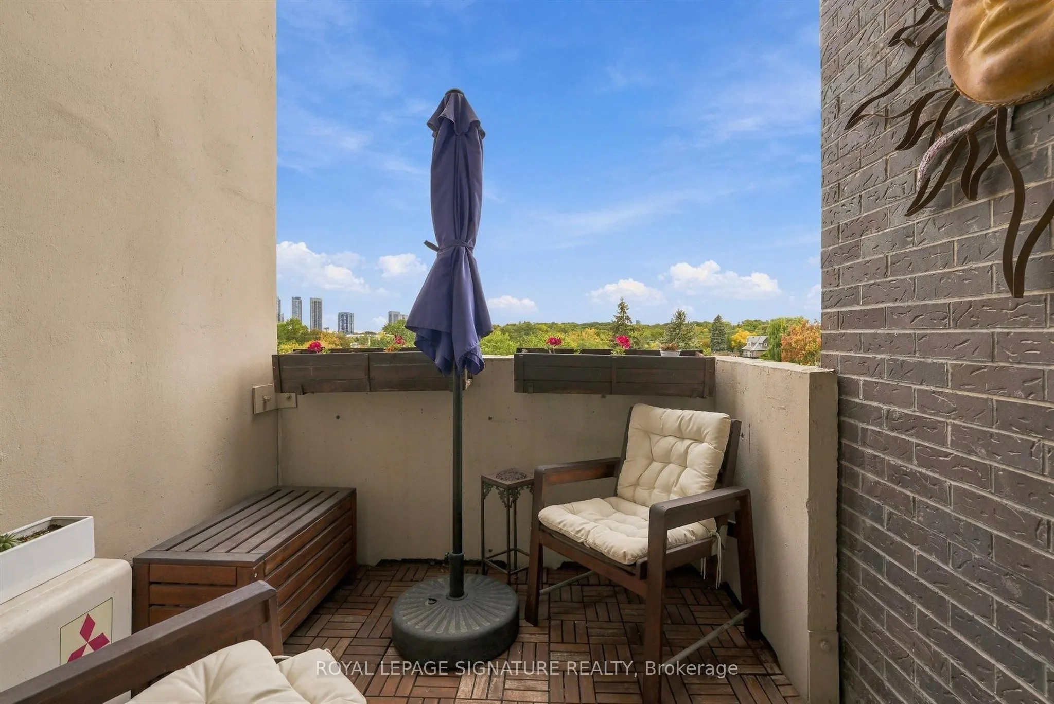 35 Ormskirk Avenue #419