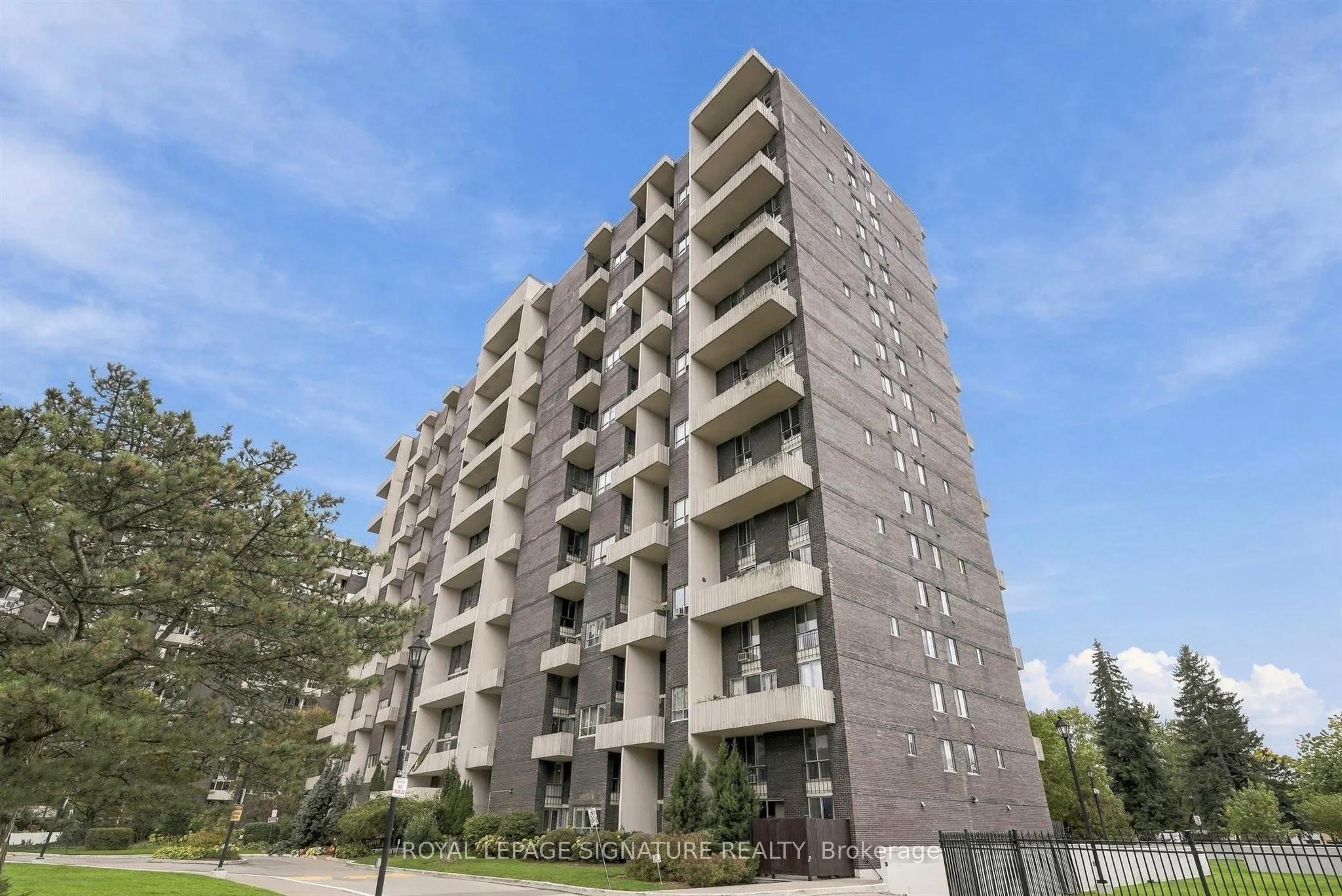 35 Ormskirk Avenue #419
