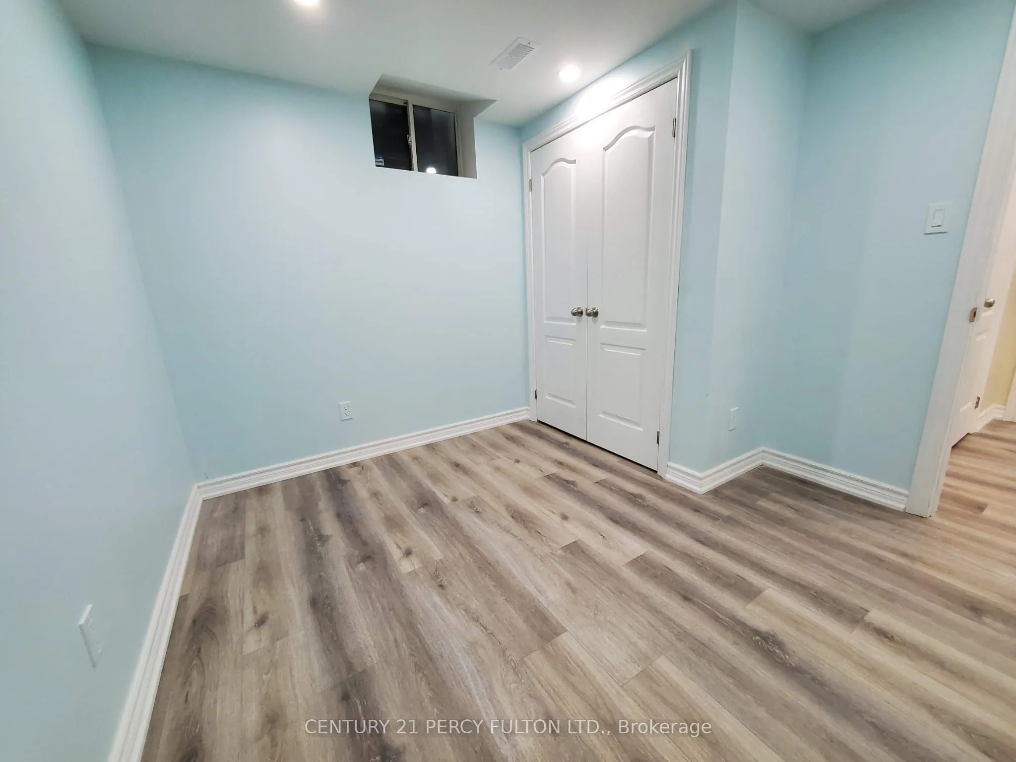 308 Nakerville Crescent #Lower
