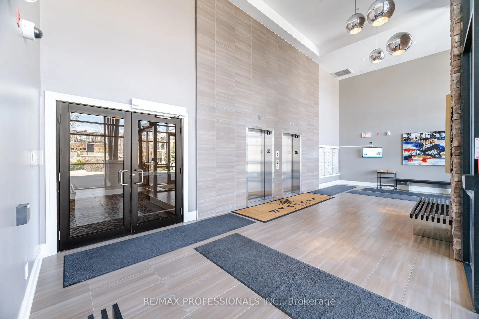 128 Garden Drive #323