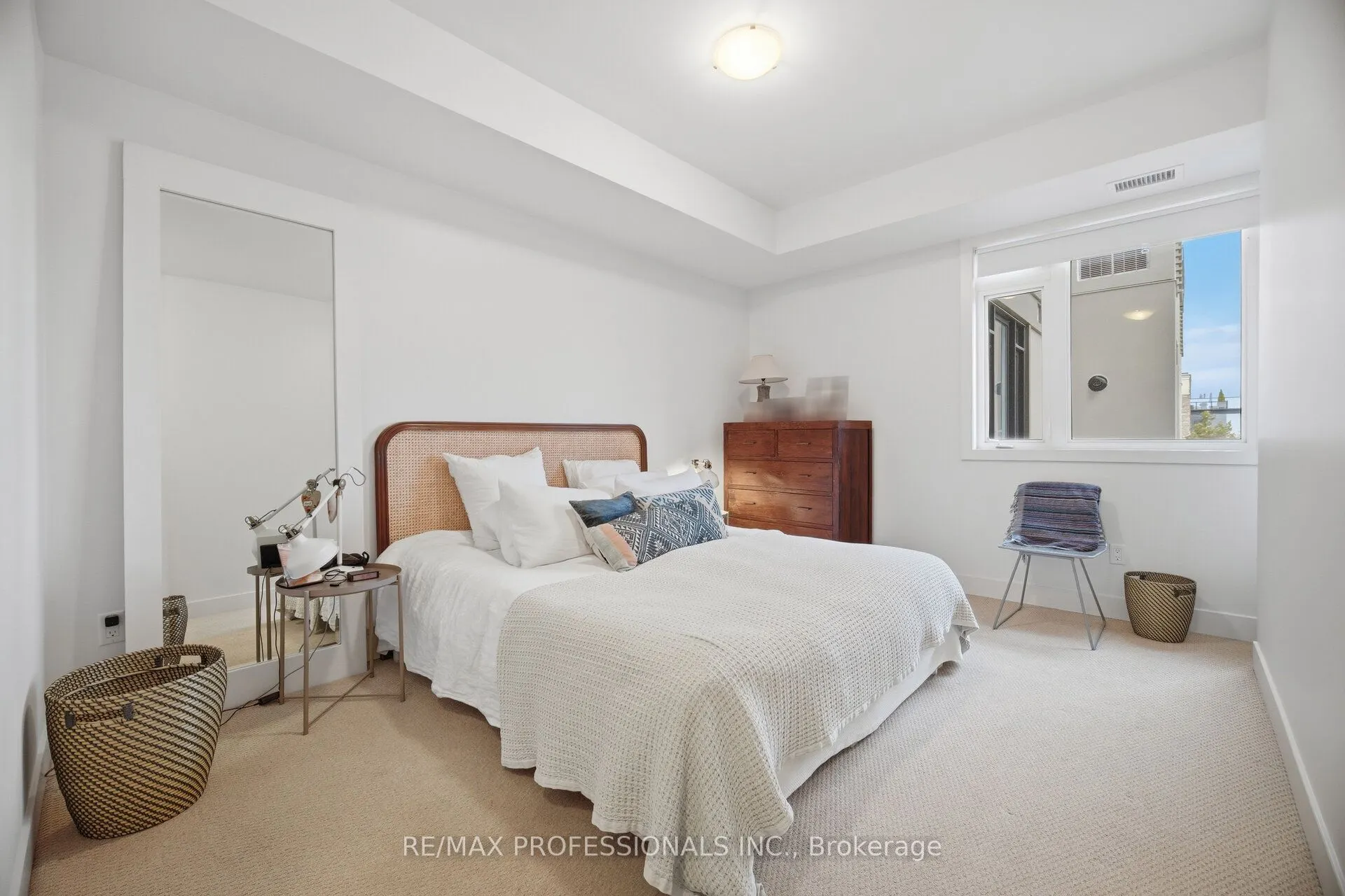 128 Garden Drive #323