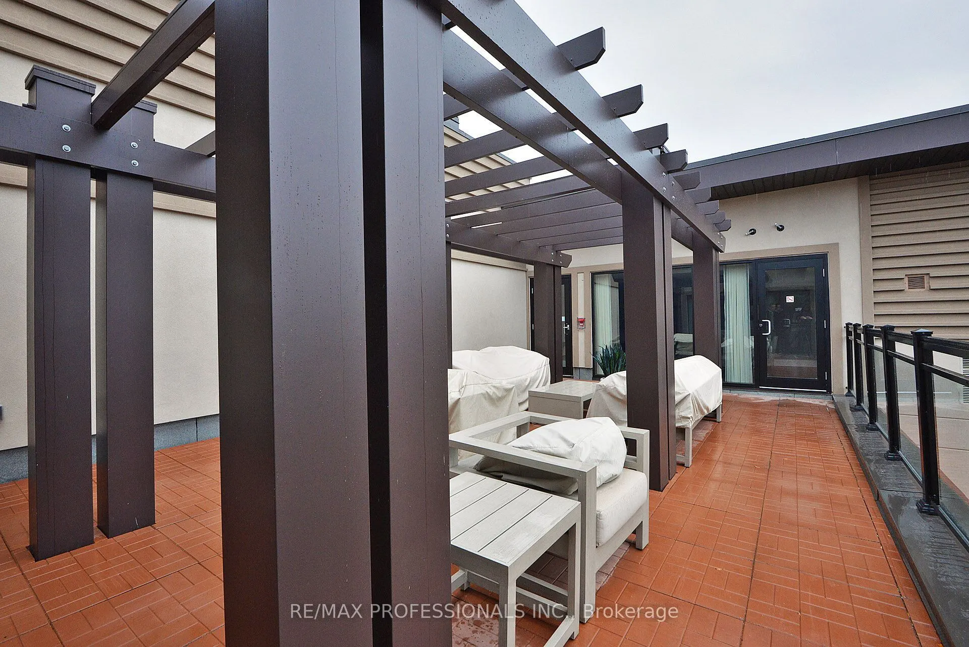 128 Garden Drive #323