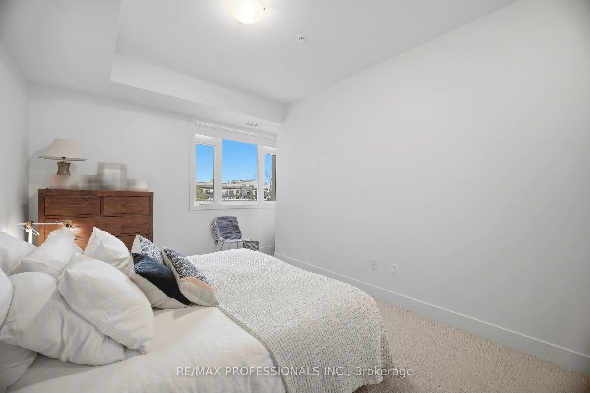 128 Garden Drive #323