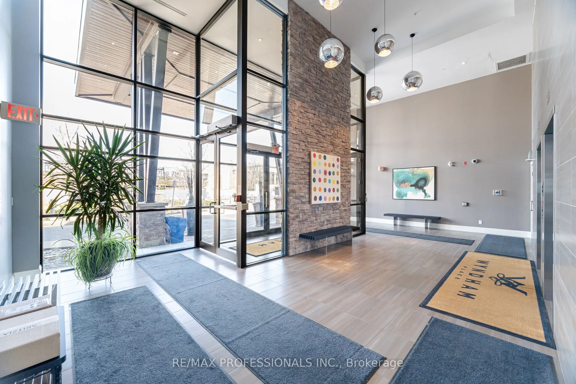 128 Garden Drive #323