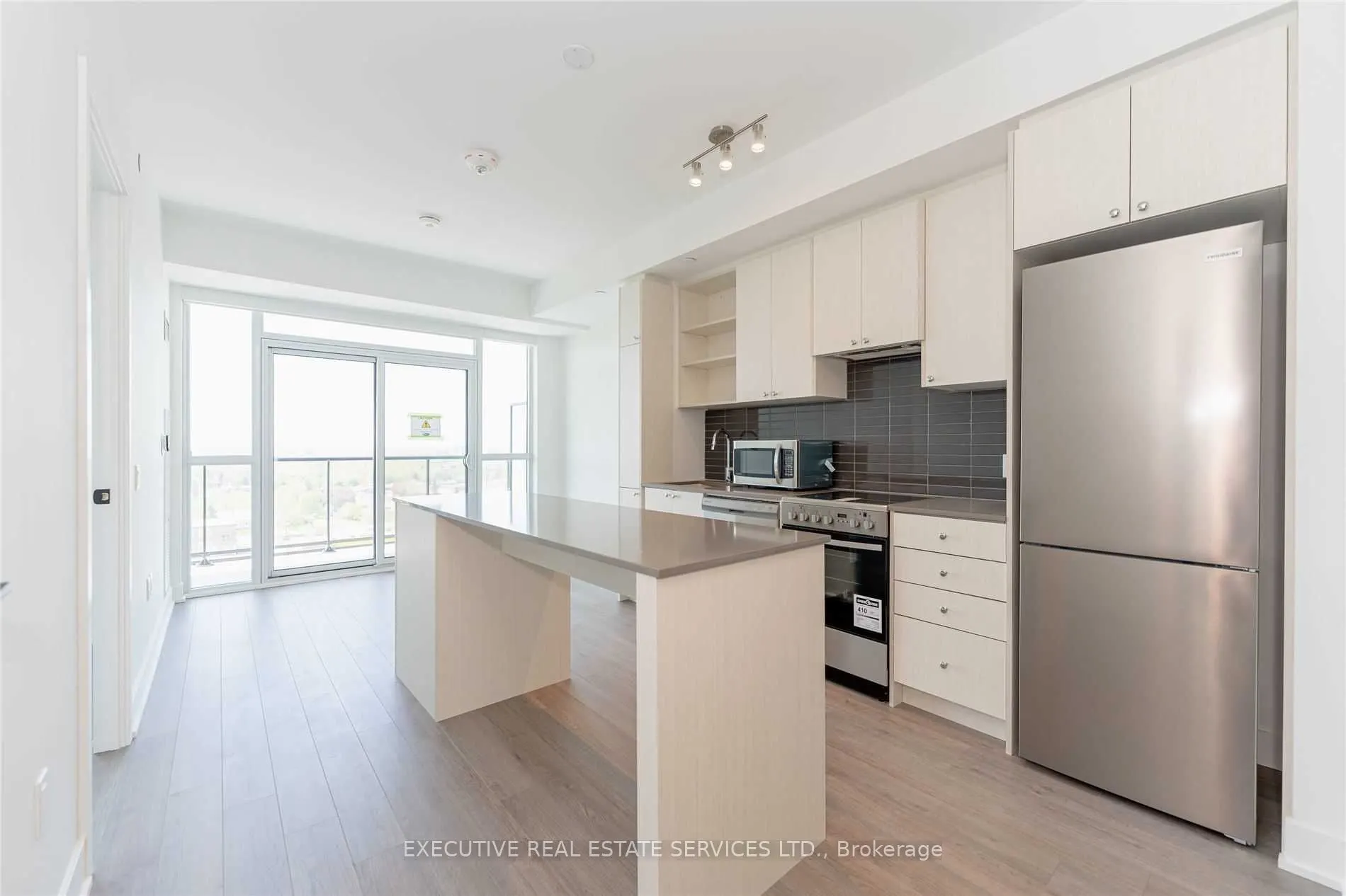 50 George Butchart Drive #802