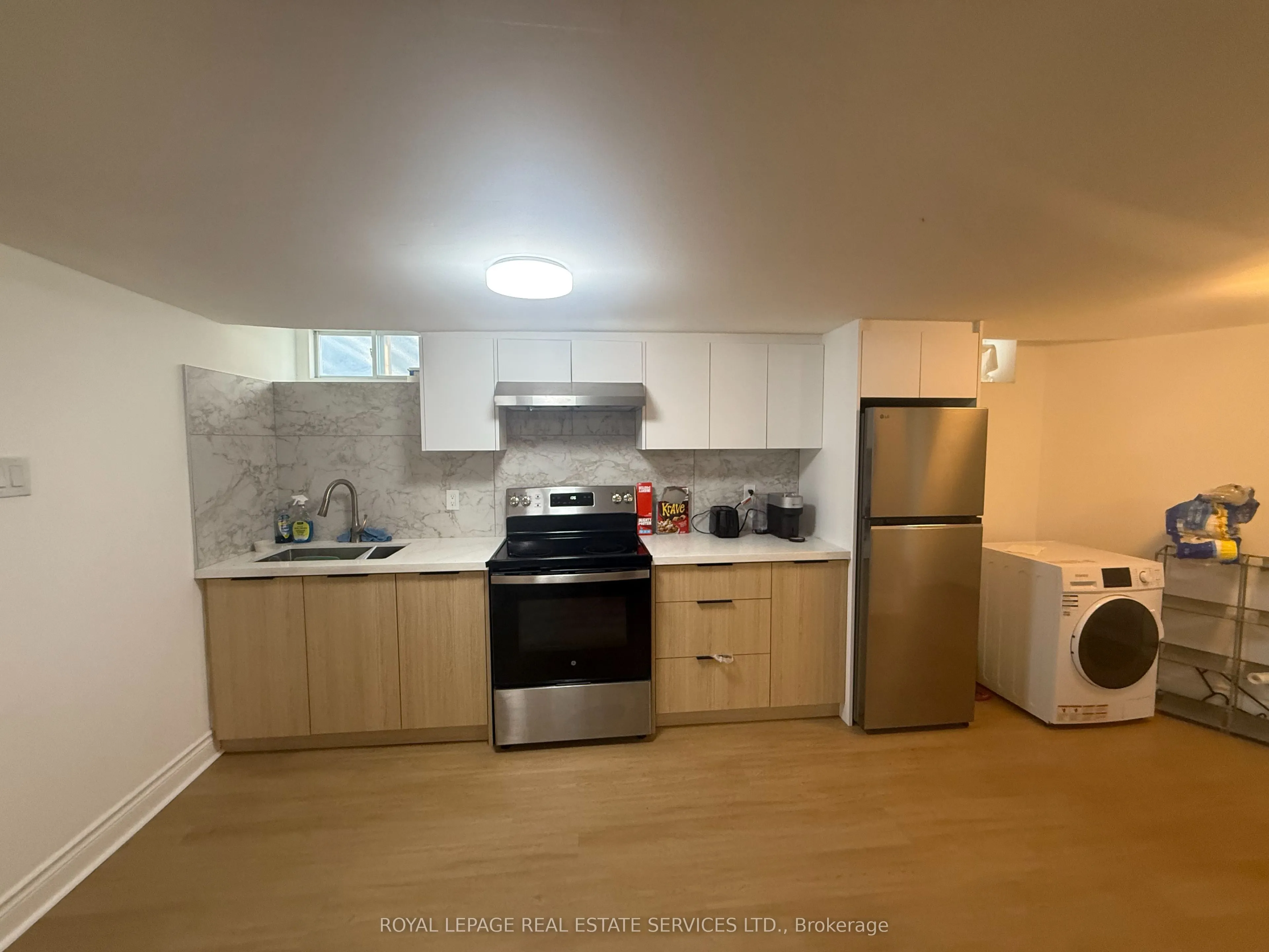19 Roseland Drive E #6