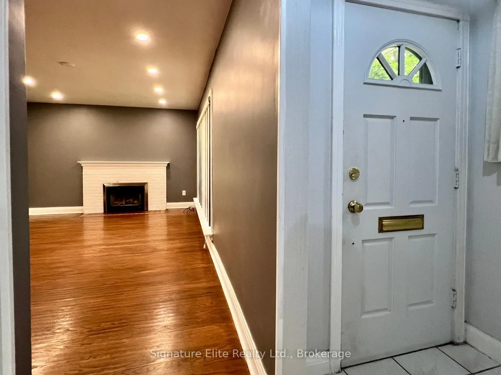 34 Ovida Avenue #Upper