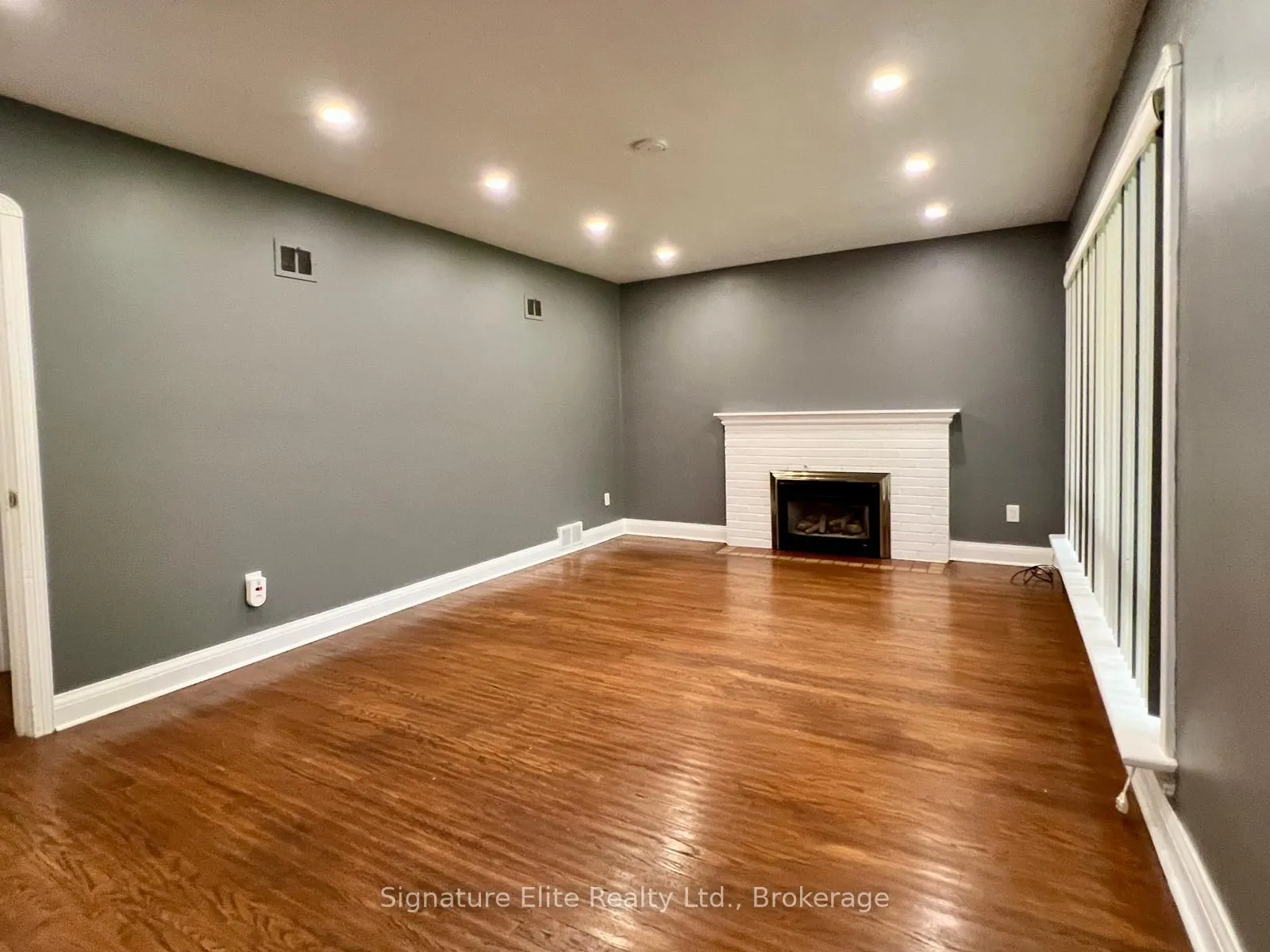 34 Ovida Avenue #Upper