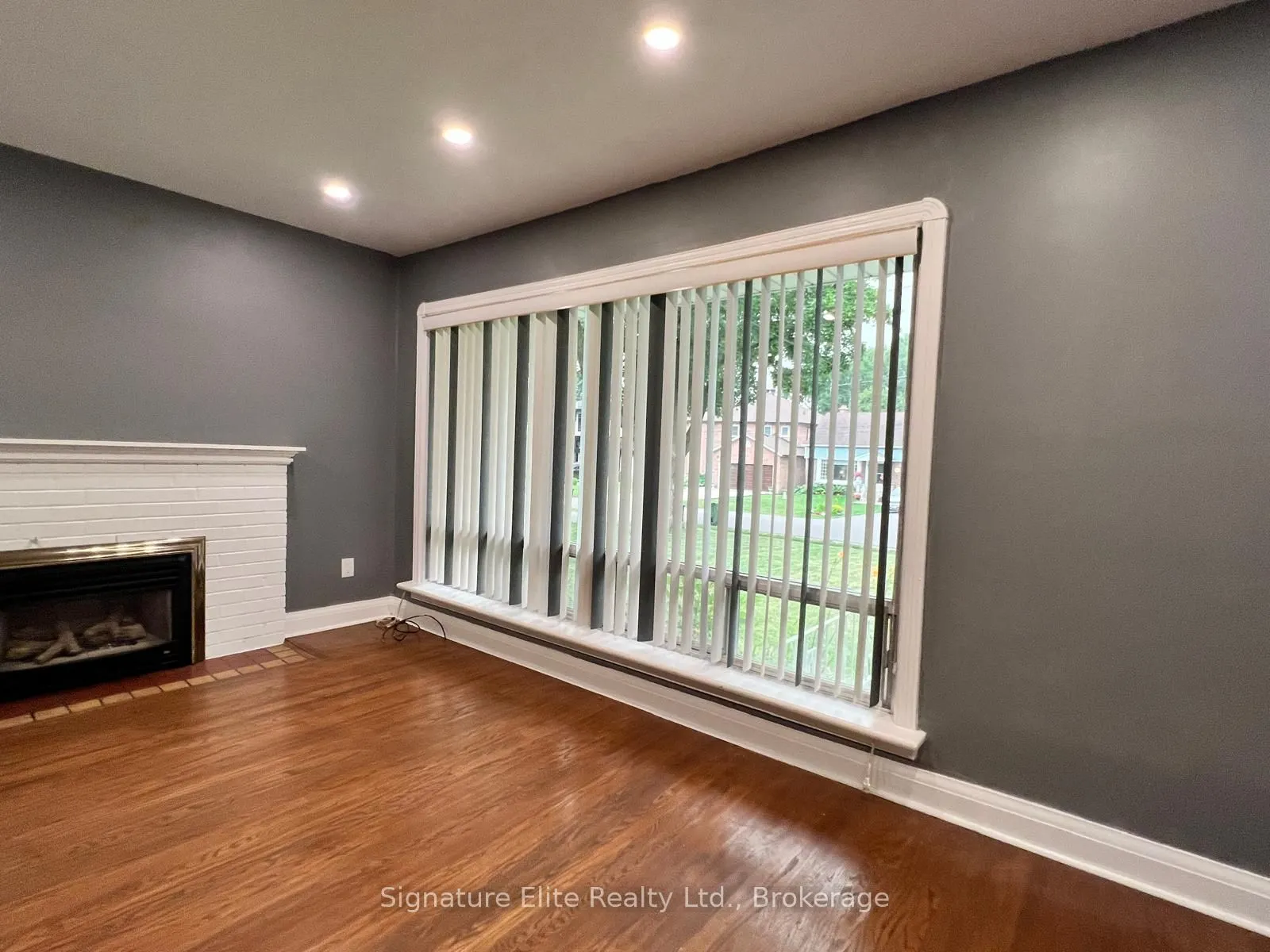 34 Ovida Avenue #Upper