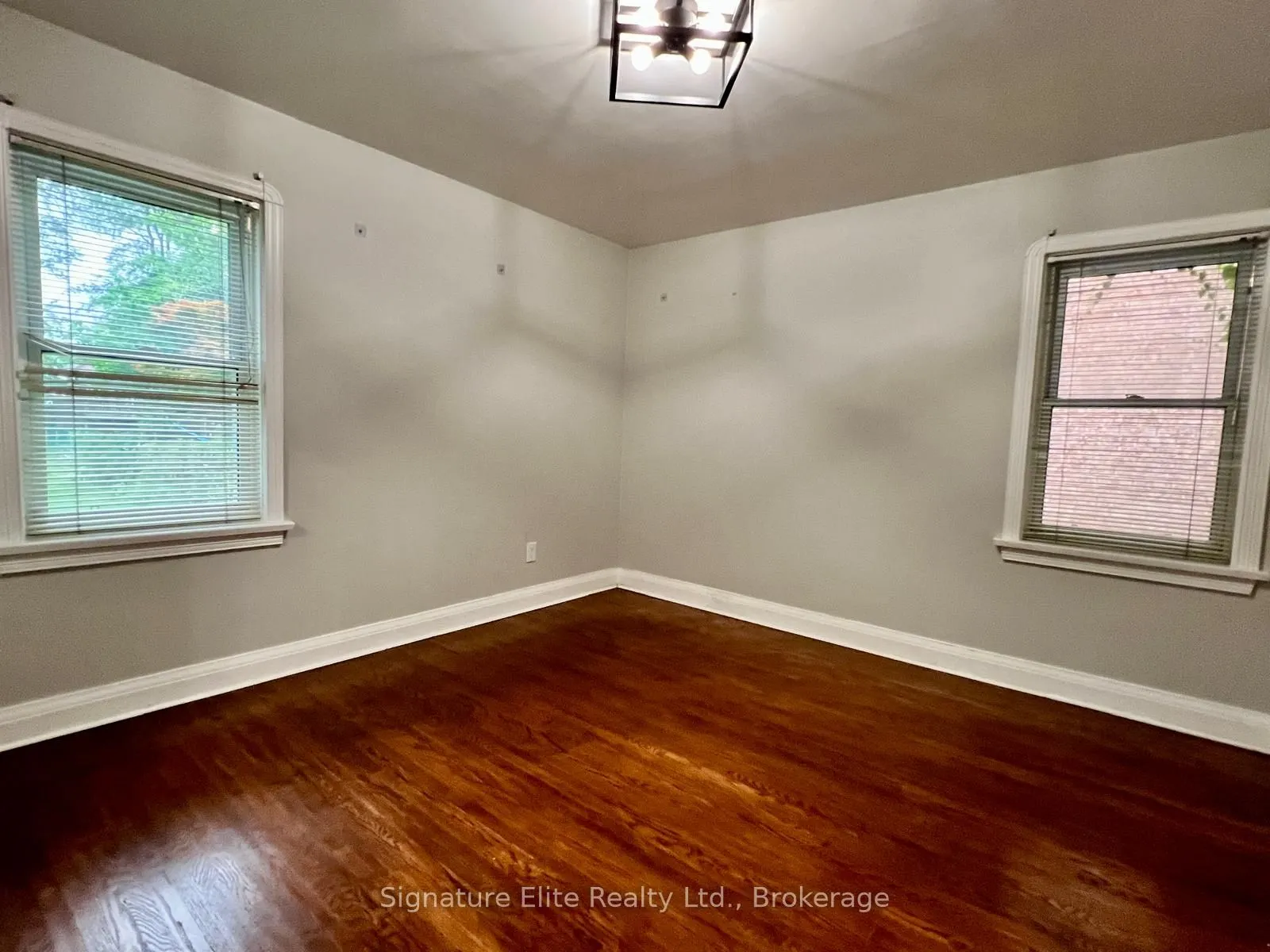 34 Ovida Avenue #Upper