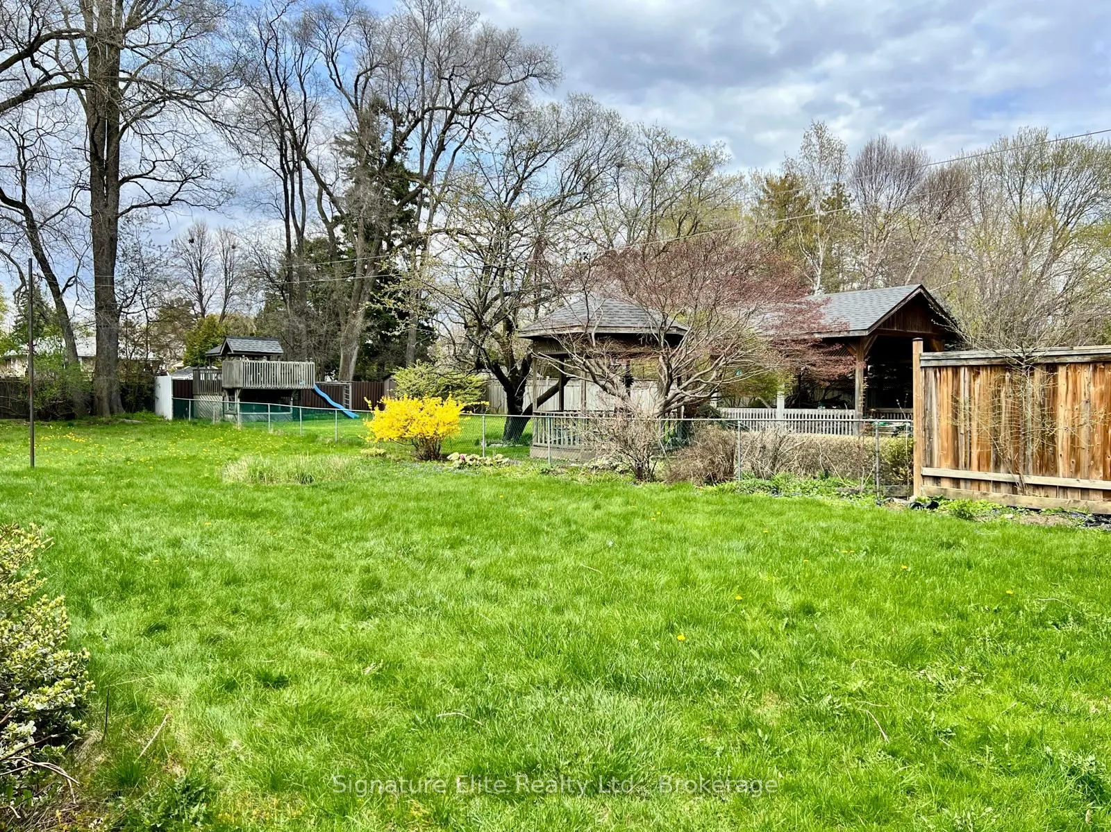 34 Ovida Avenue #Upper
