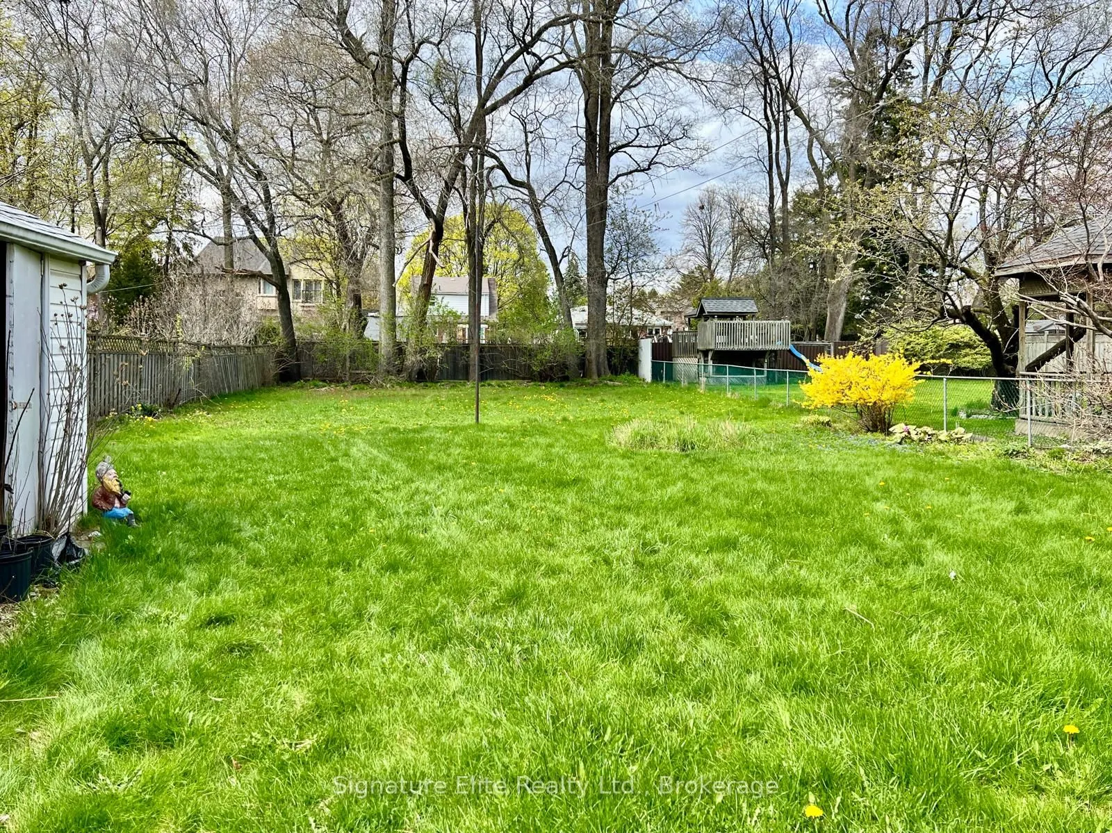 34 Ovida Avenue #Upper