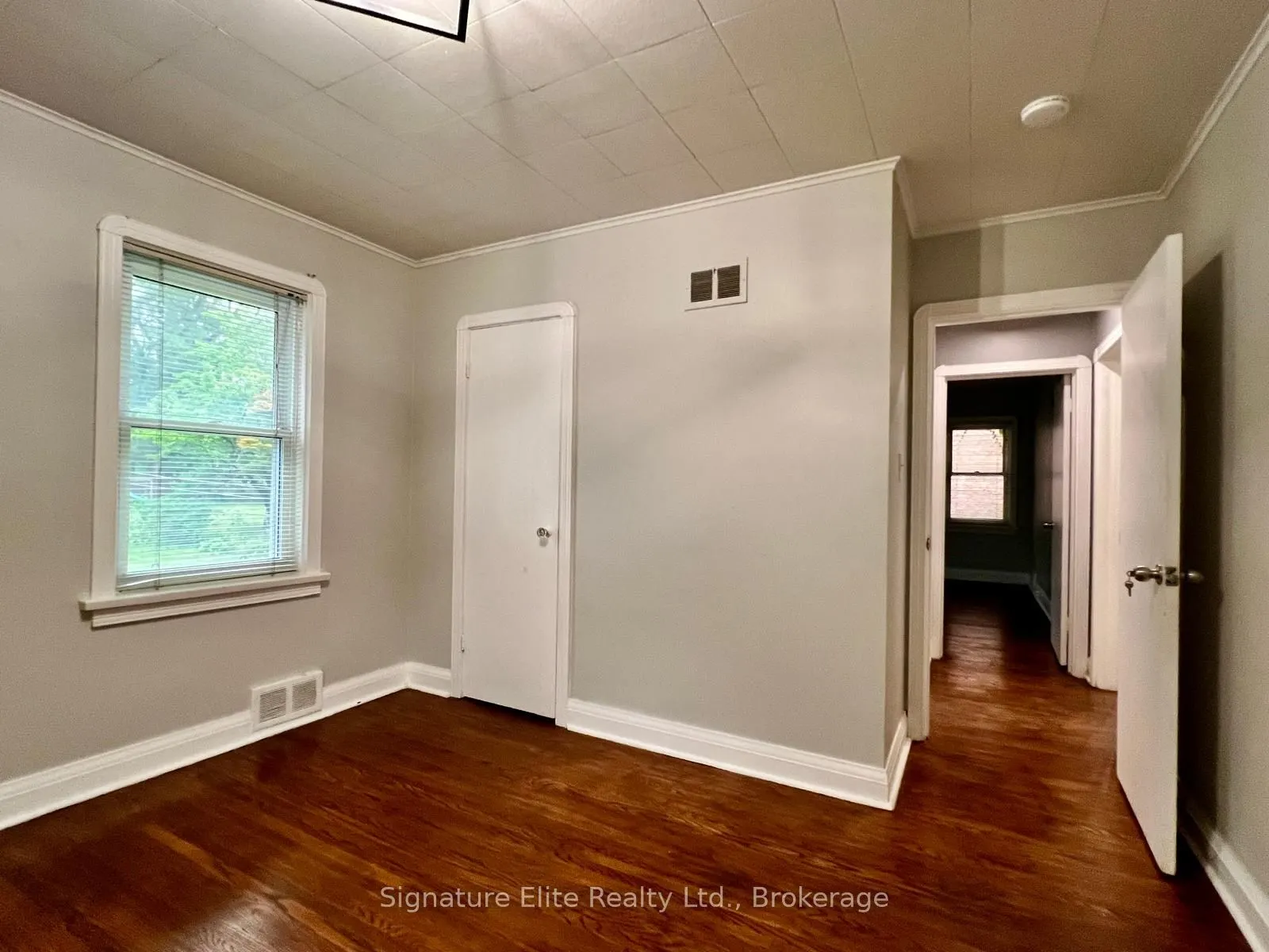 34 Ovida Avenue #Upper