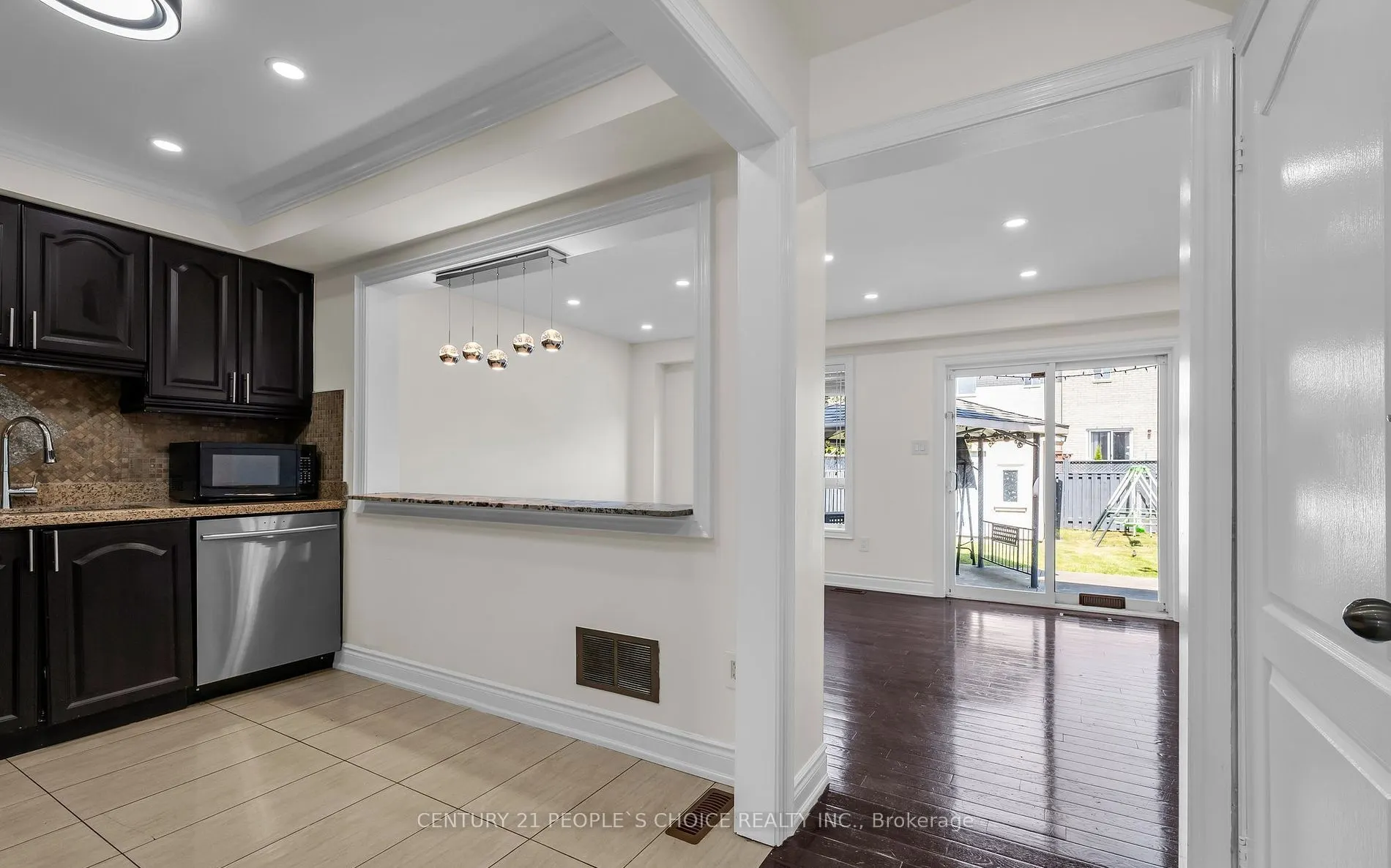 46 Studebaker Trail