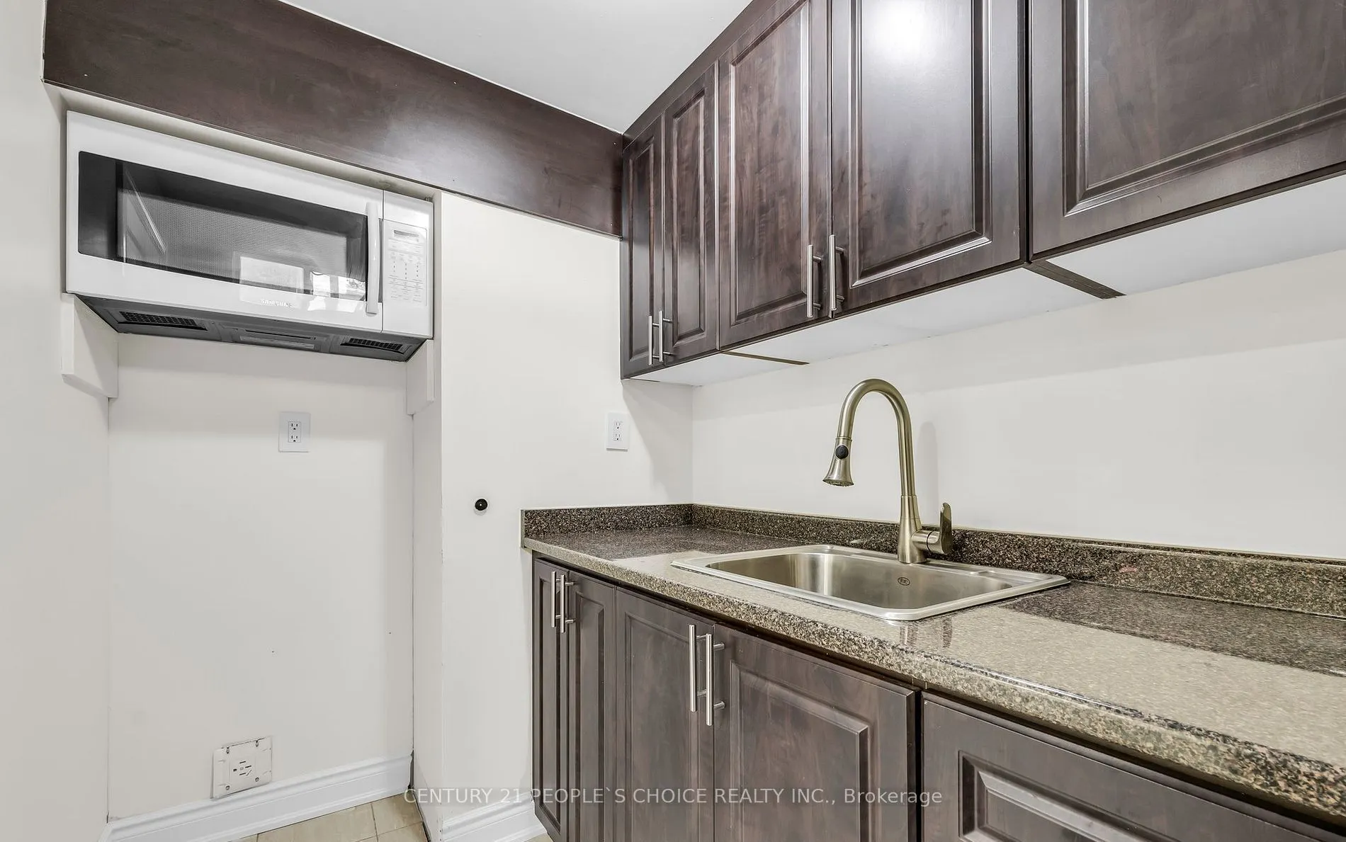 46 Studebaker Trail