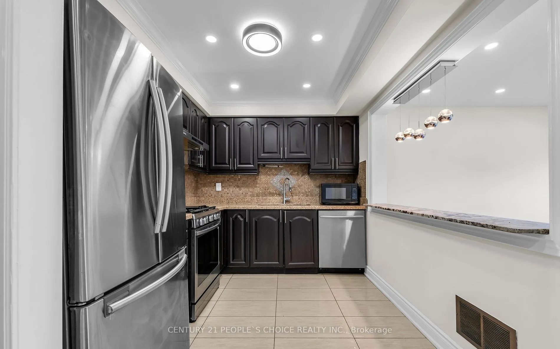 46 Studebaker Trail